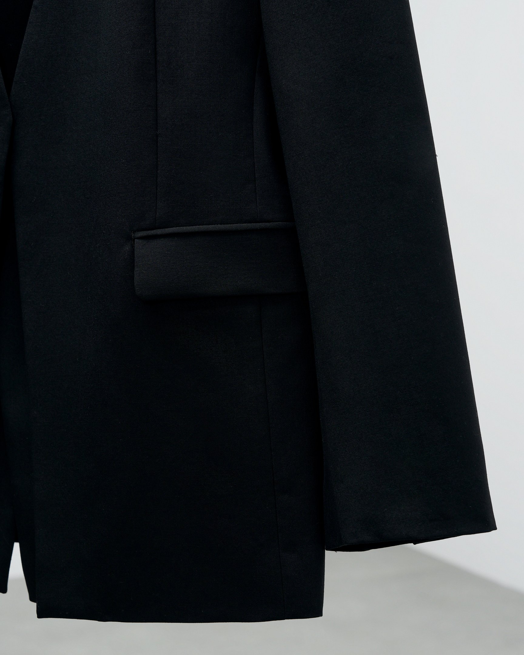 ハトラのノーカラージャケット