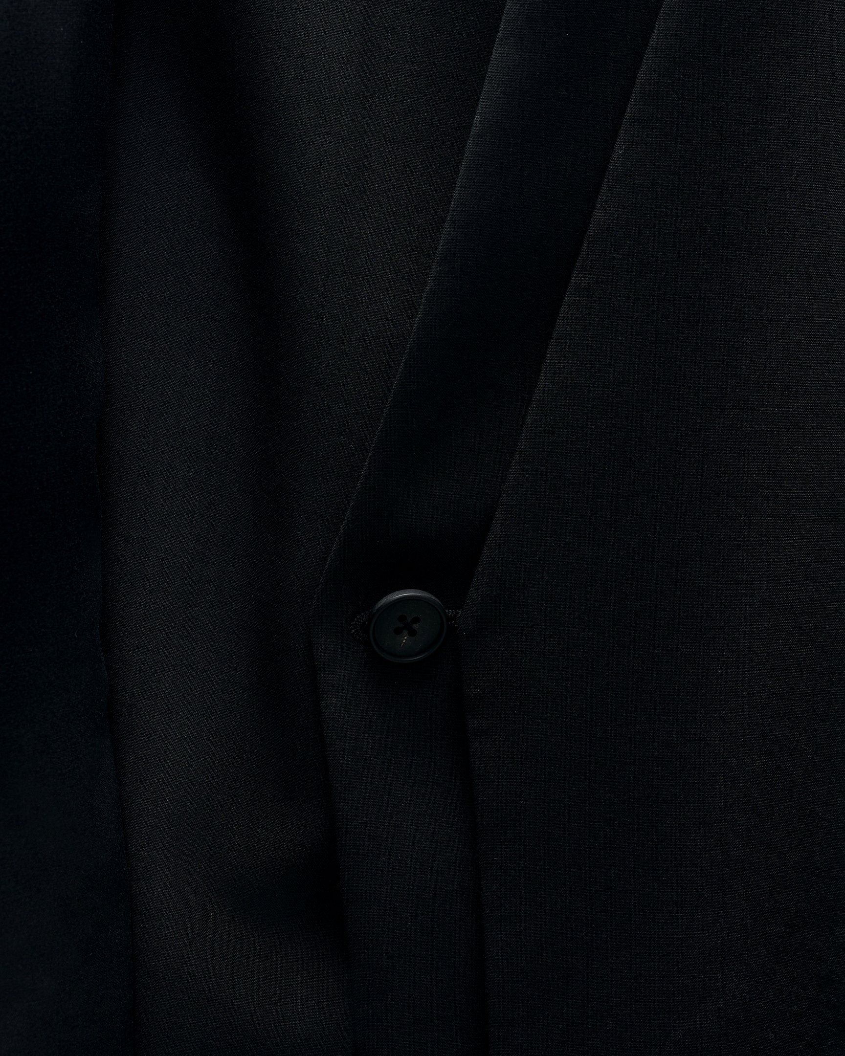 ハトラのノーカラージャケット