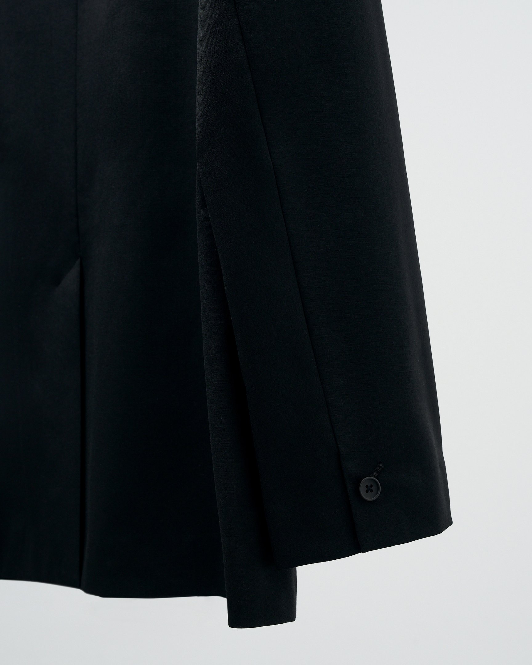 ハトラのノーカラージャケット