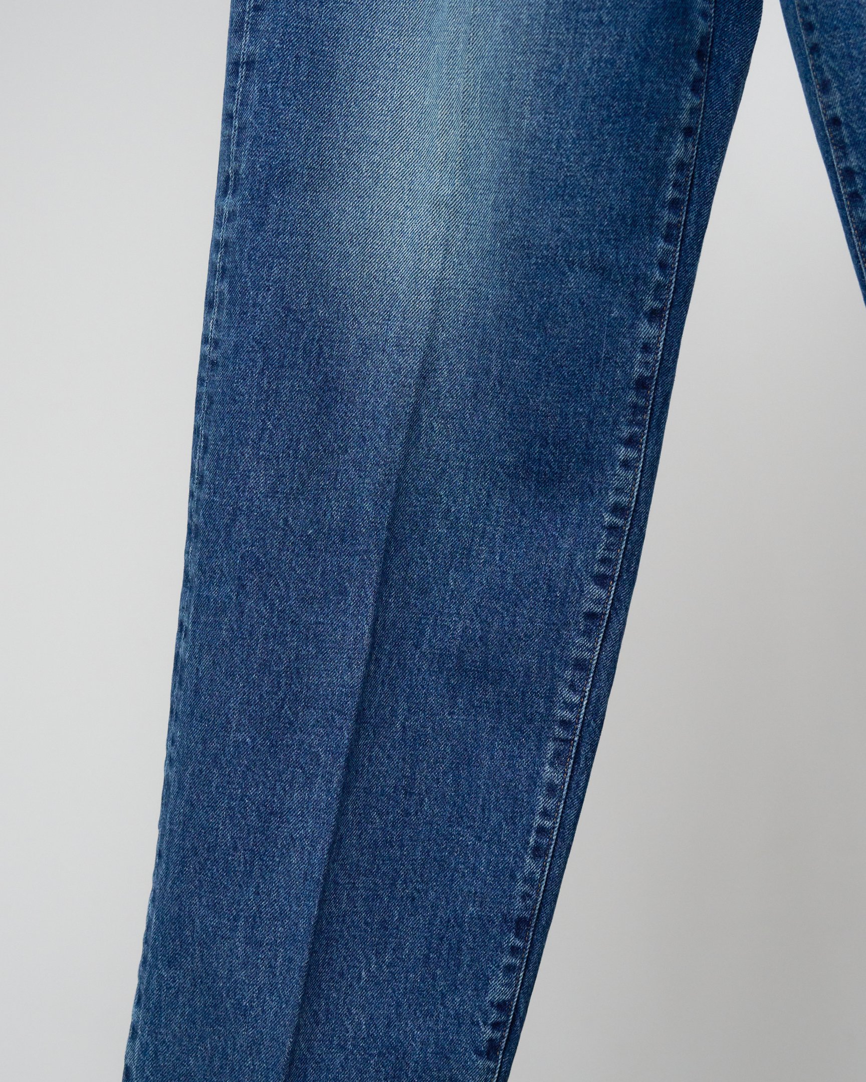 タナカのデニムトラウザーズ