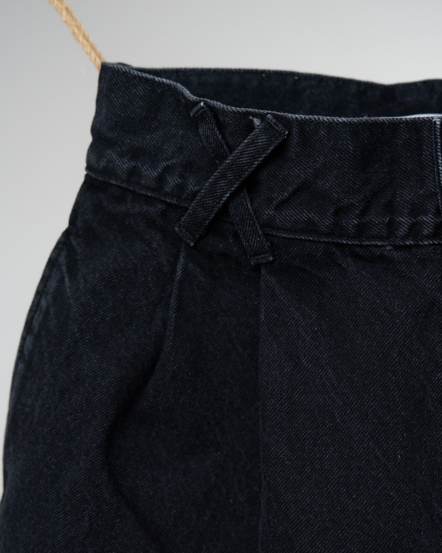 チノのデニムパンツ