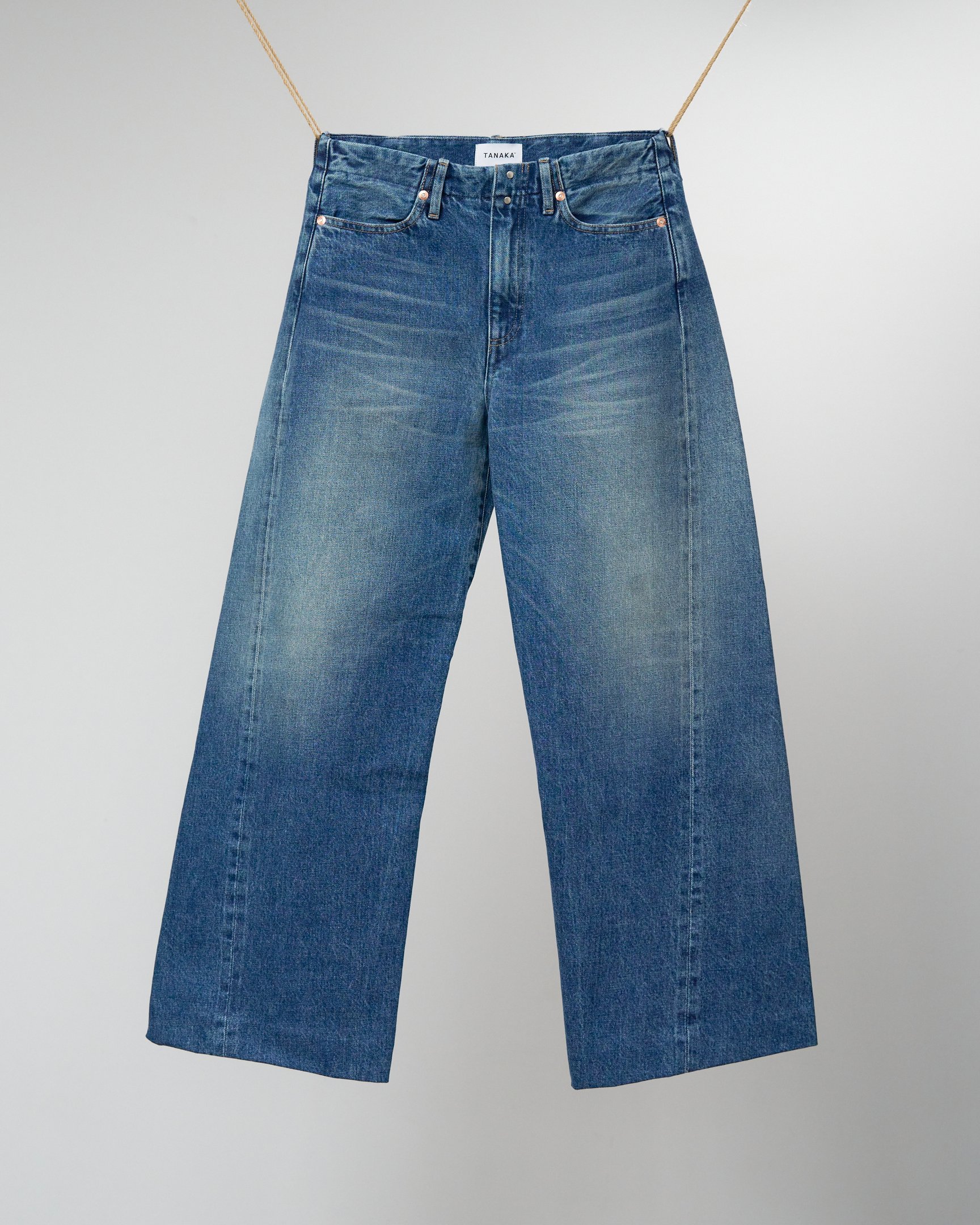 タナカのデニムパンツ