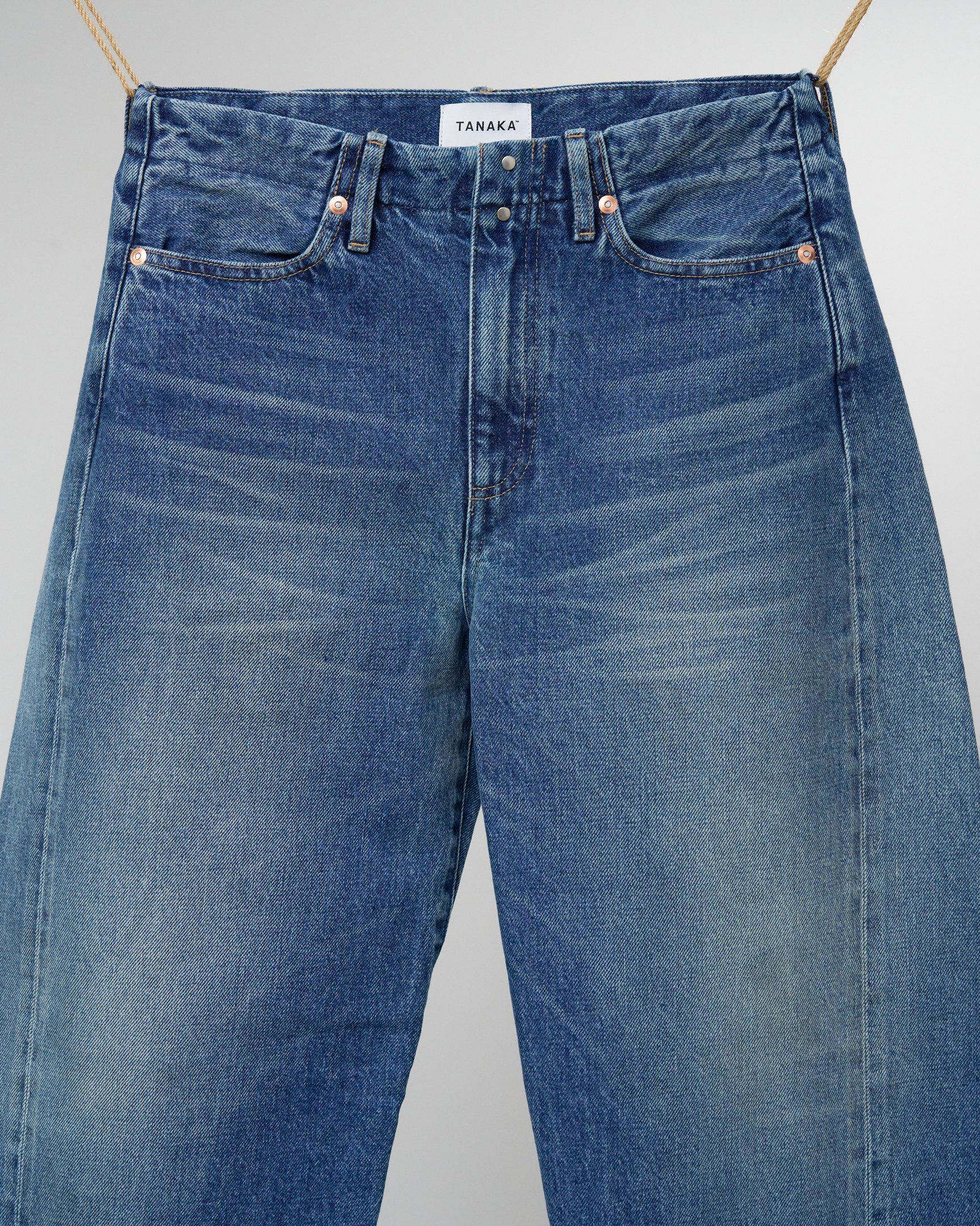 タナカのデニムパンツ