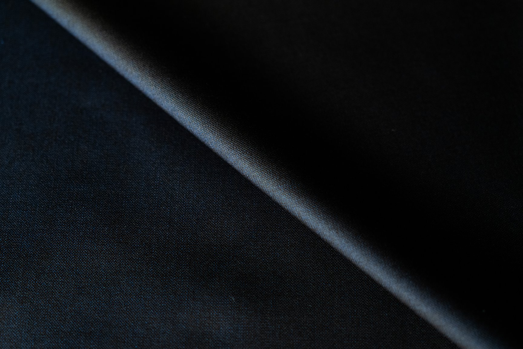 葛利毛織工業株式会社（DOMINX）の定番テキスタイル