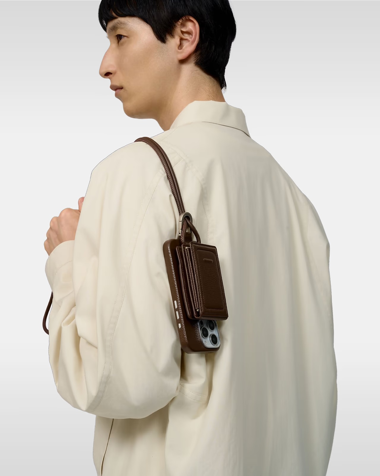 オブジェクツアイオーのスマートフォンケース