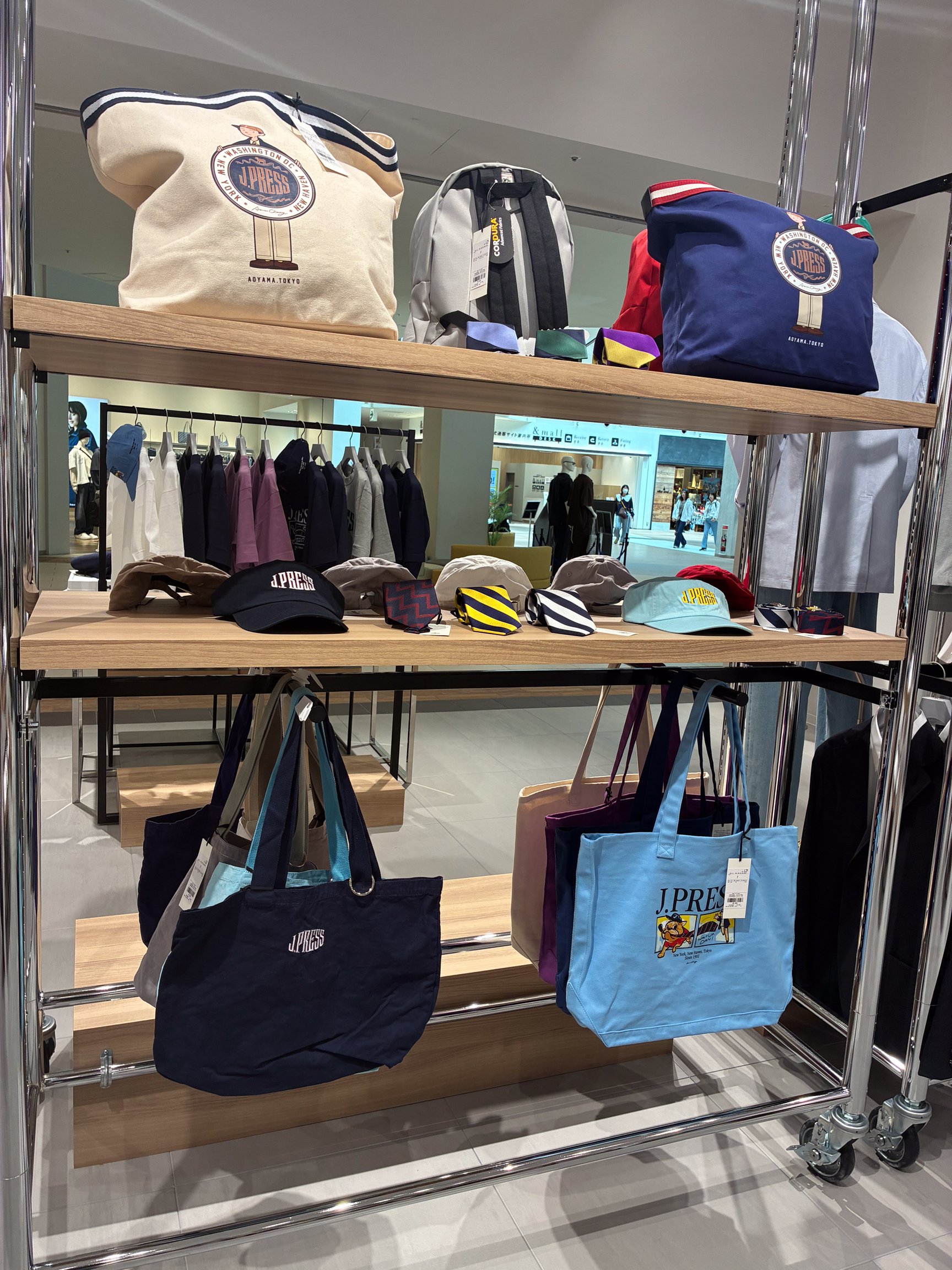 カシヤマ アーバンドック ららぽーと豊洲店の店内