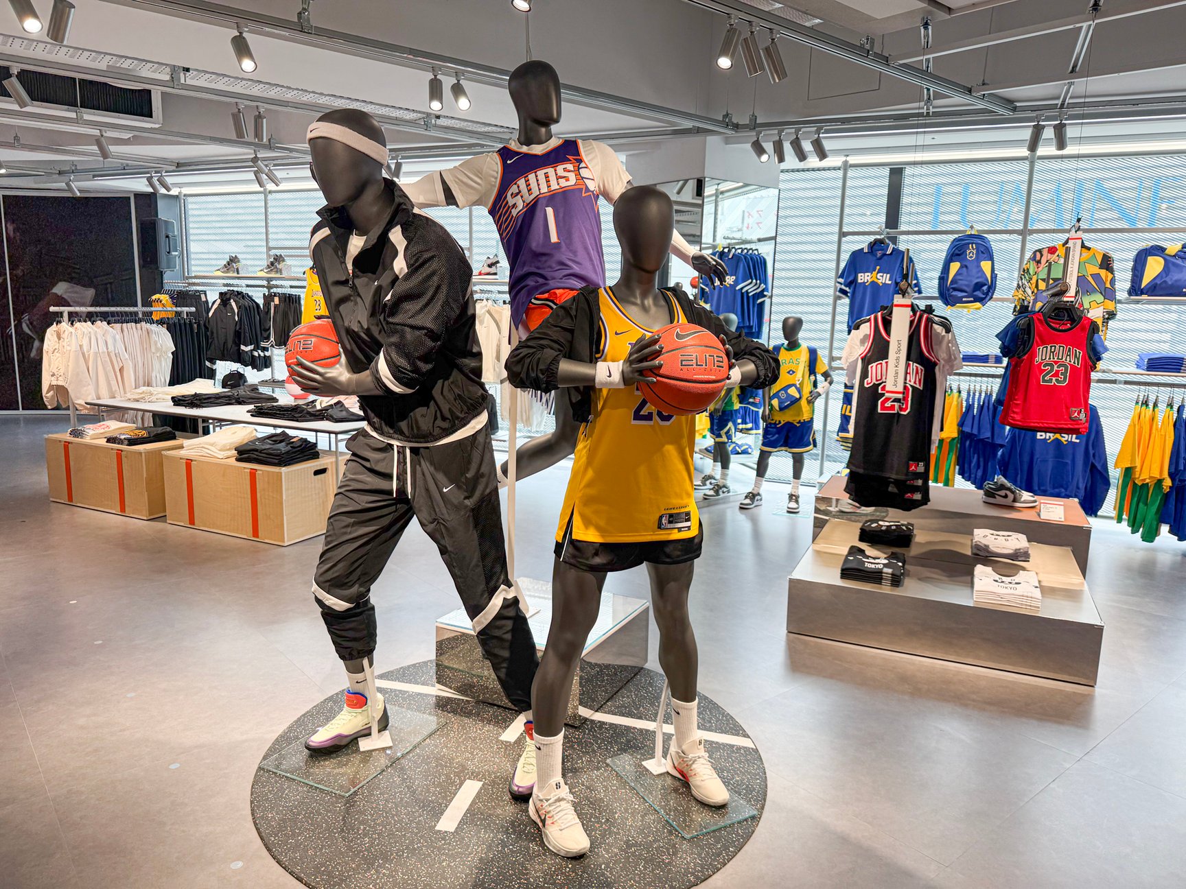 NIKE SHINJUKUの店内