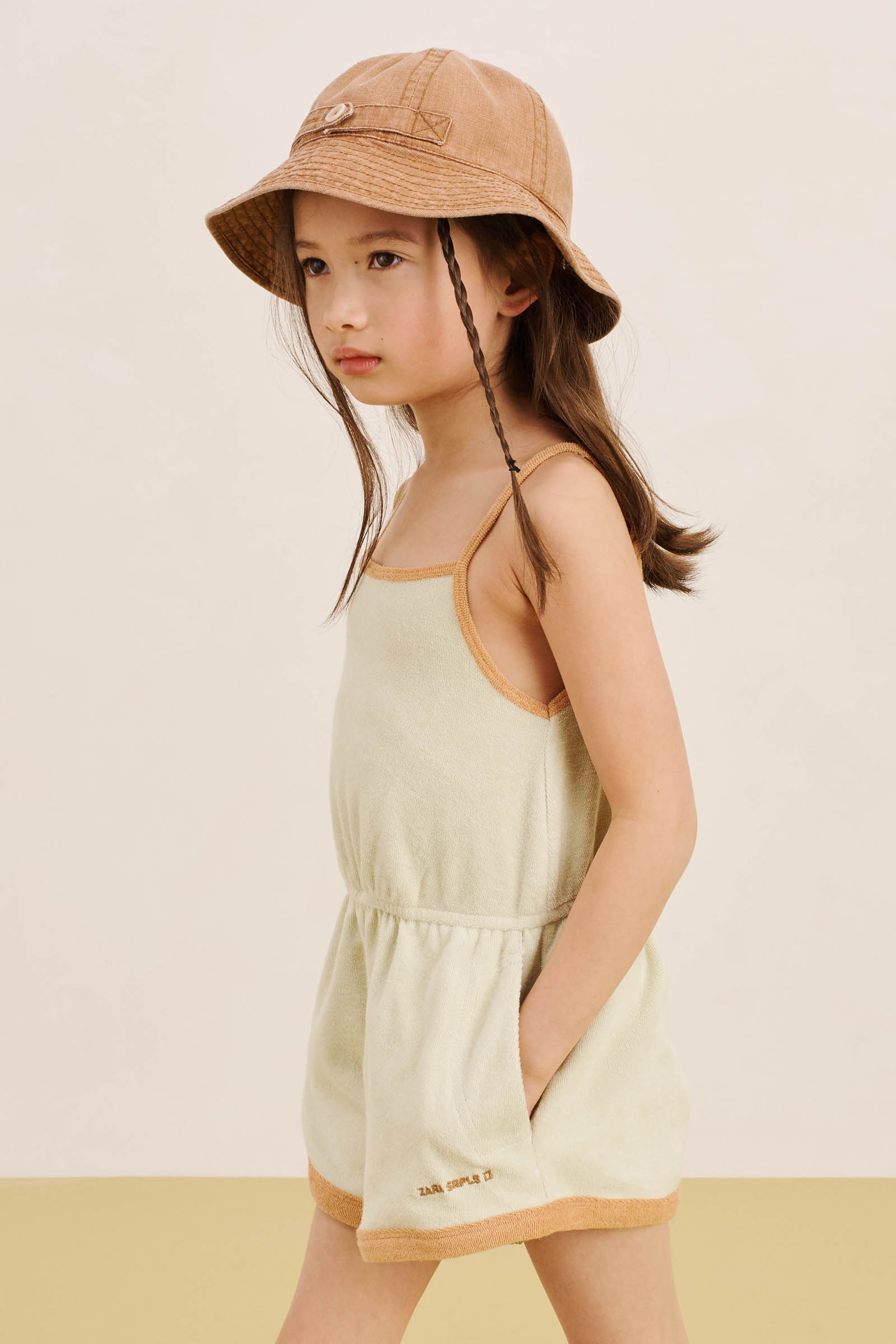 【画像】「ZARA SRPLS」新作コレクションの着用画像