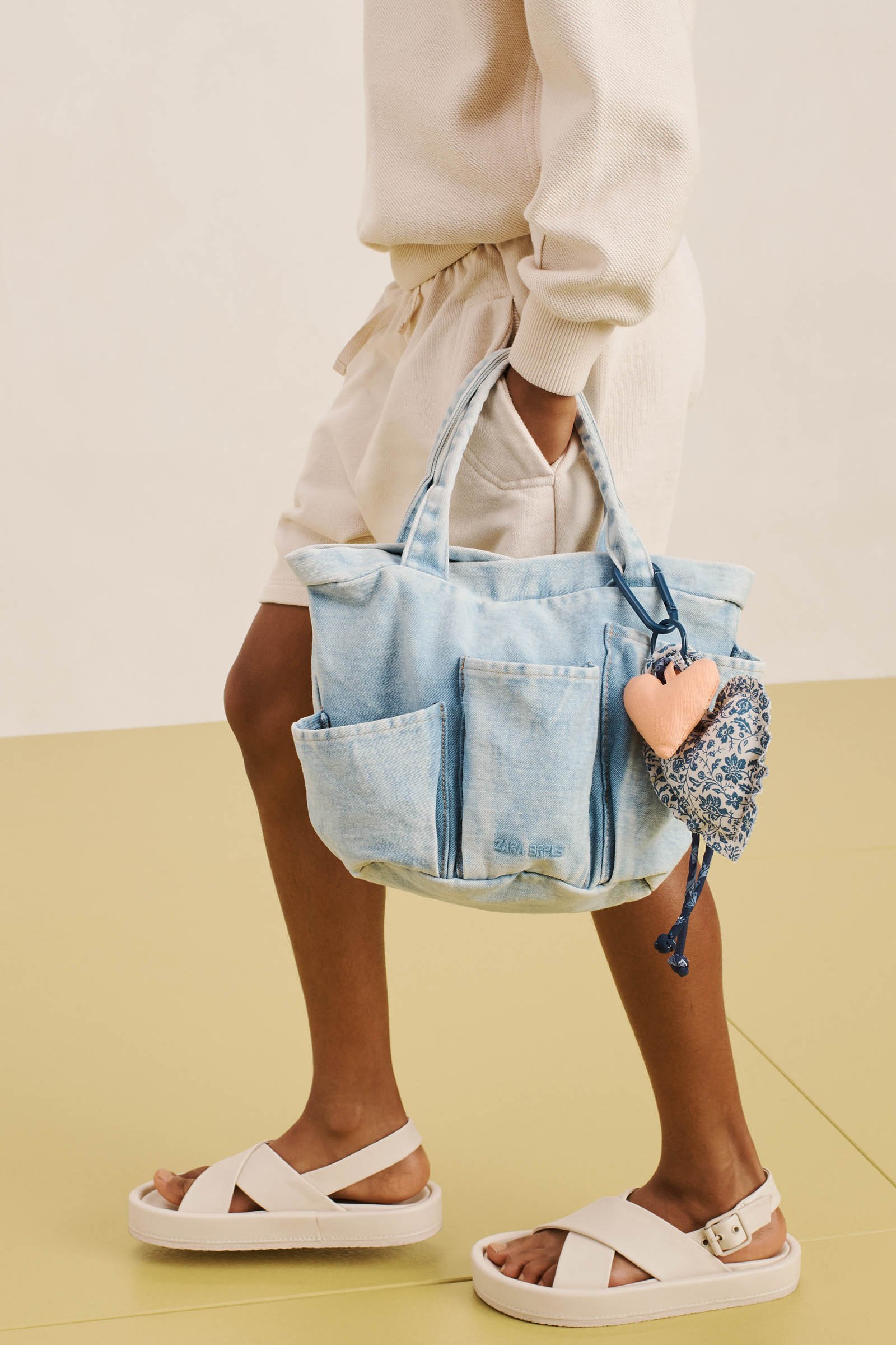 【画像】「ZARA SRPLS」新作コレクションの着用画像