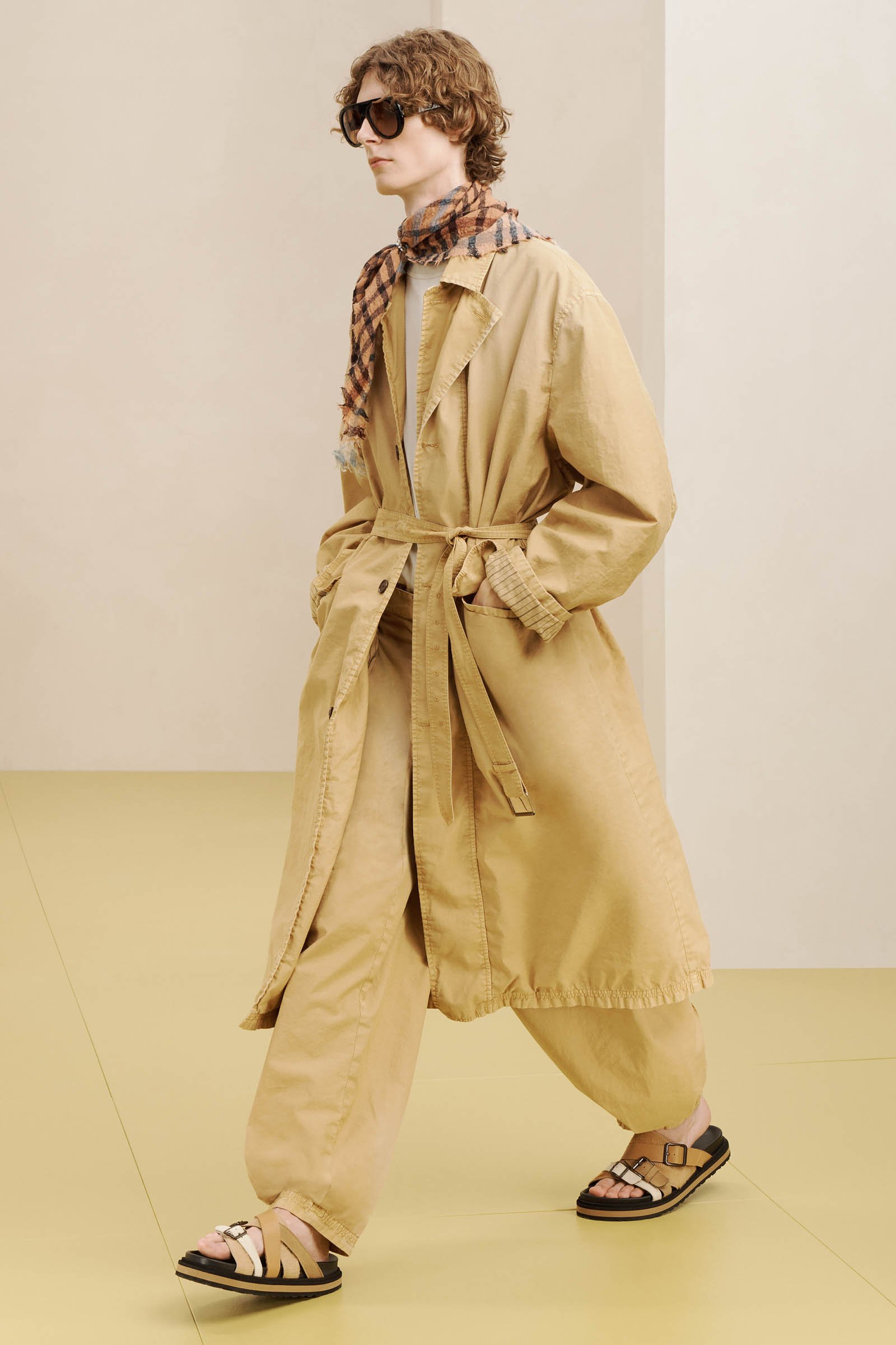 【画像】「ZARA SRPLS」新作コレクションの着用画像