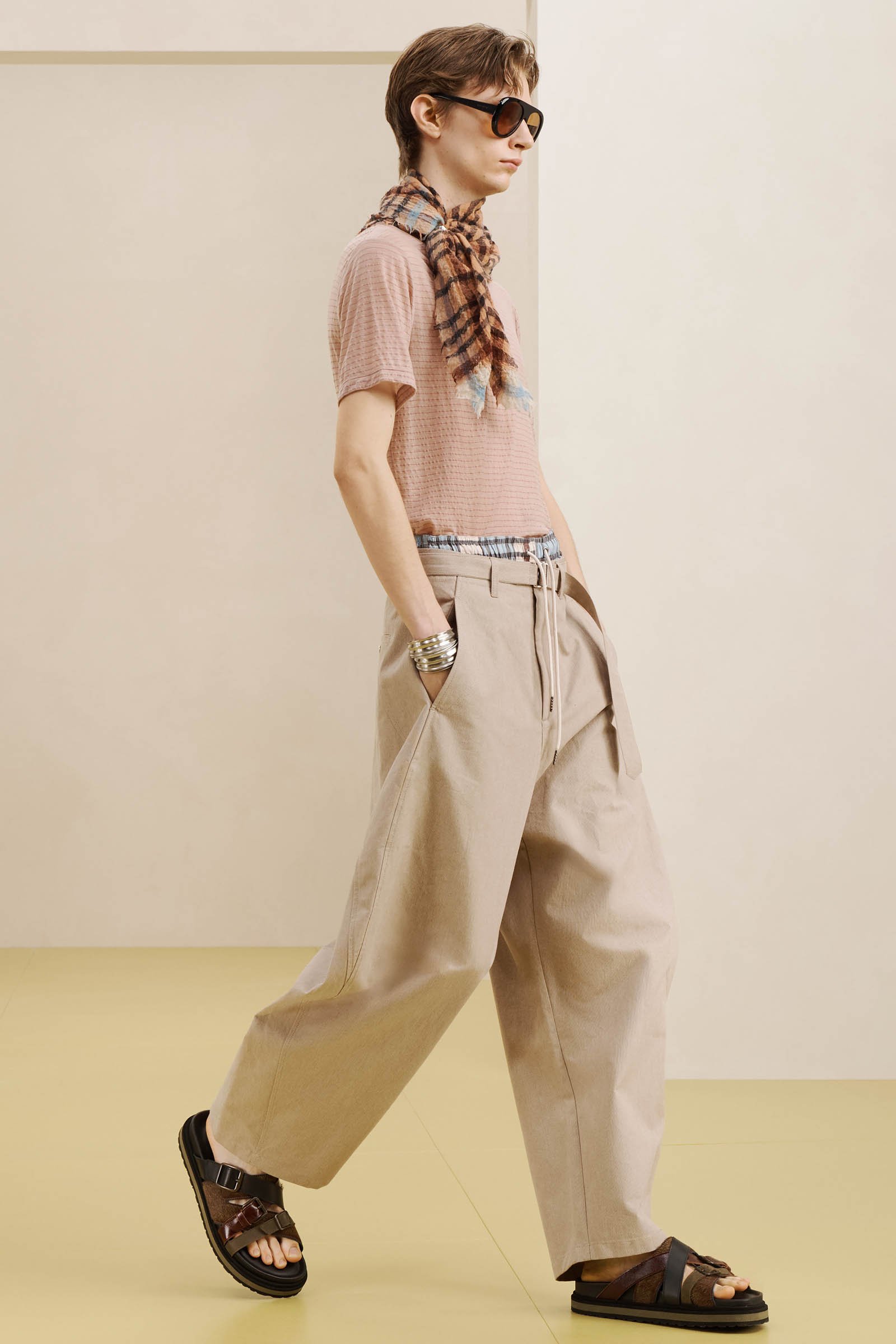 【画像】「ZARA SRPLS」新作コレクションの着用画像