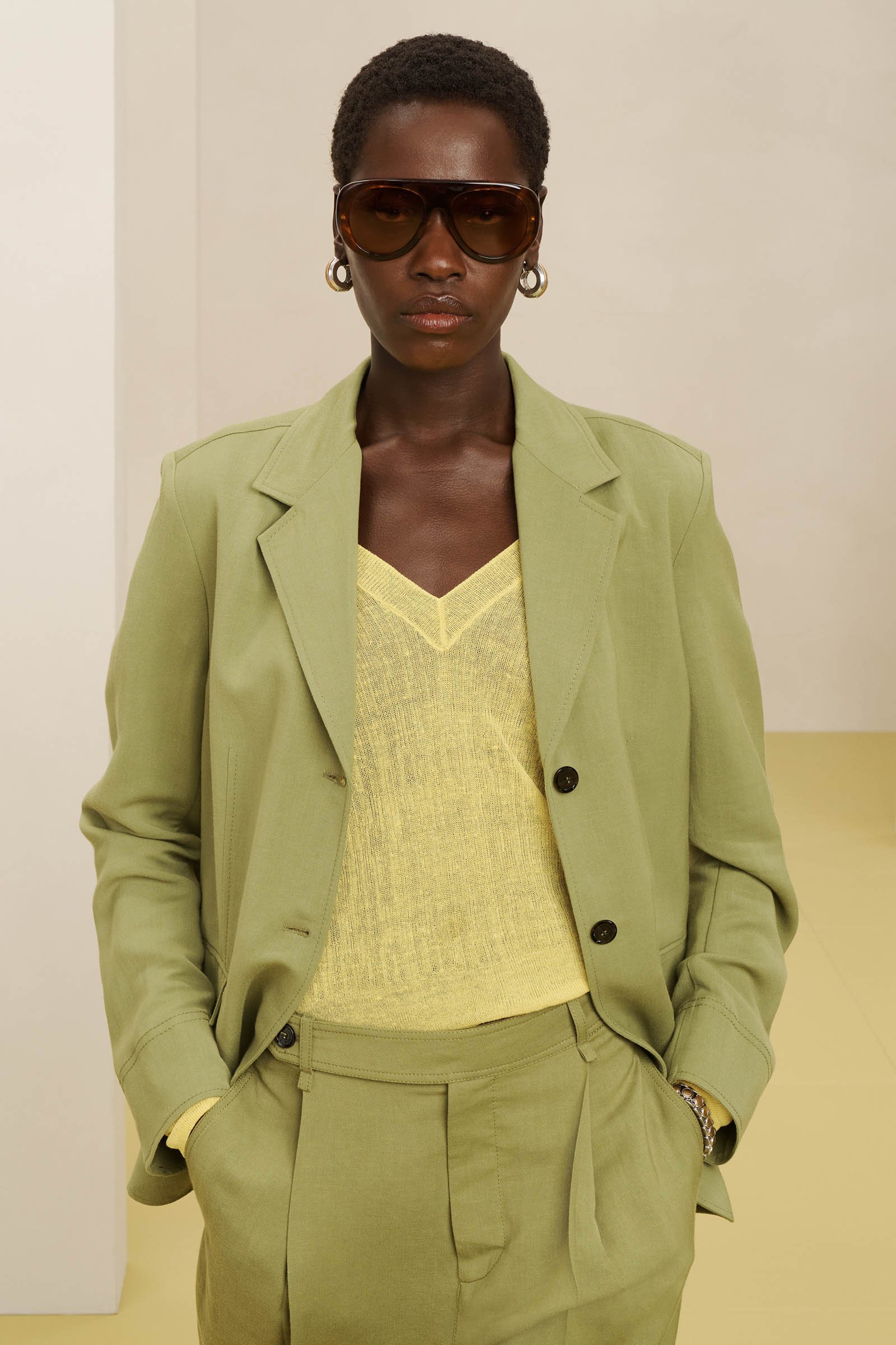 【画像】「ZARA SRPLS」新作コレクションの着用画像