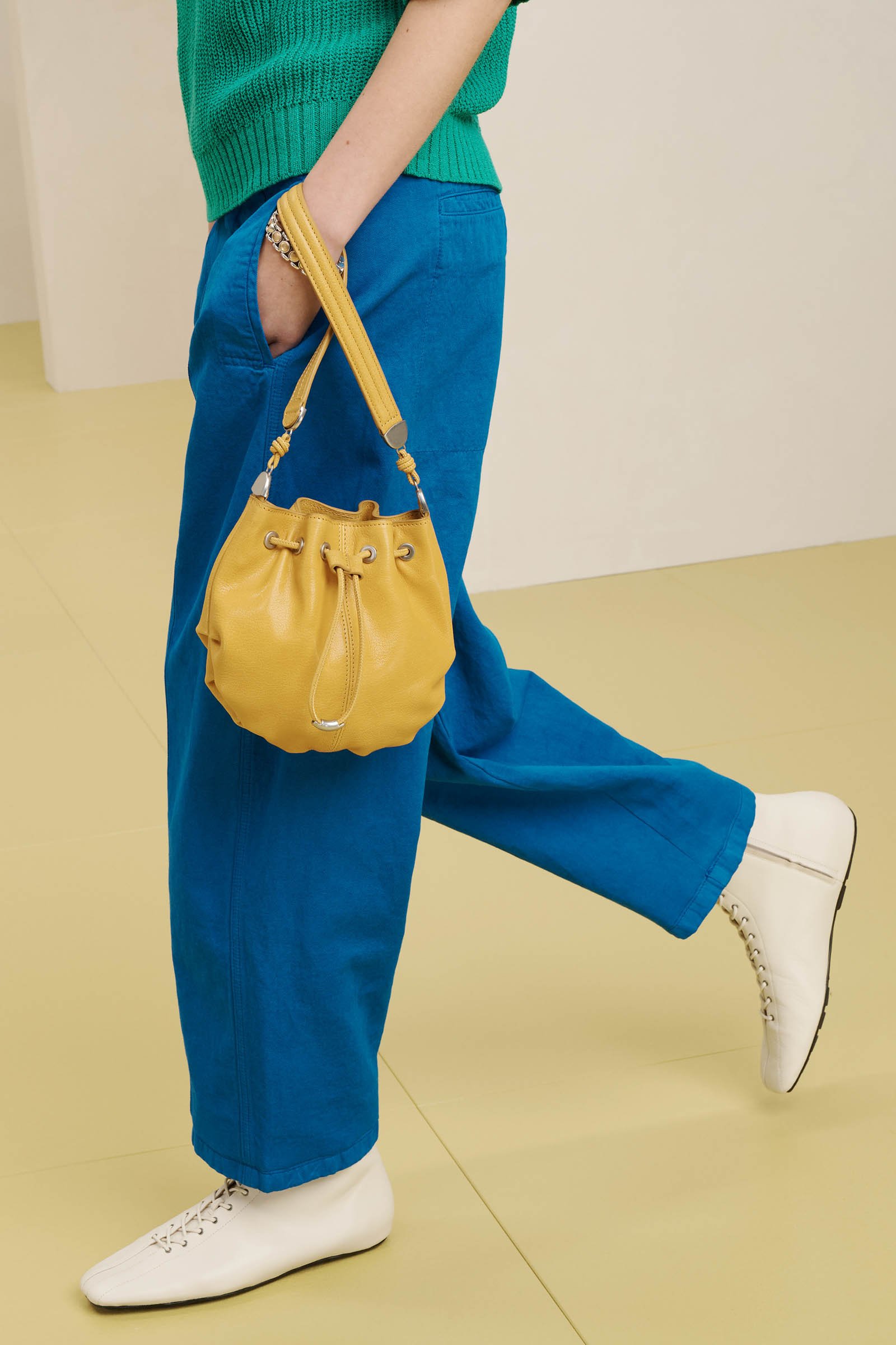 【画像】「ZARA SRPLS」新作コレクションの着用画像