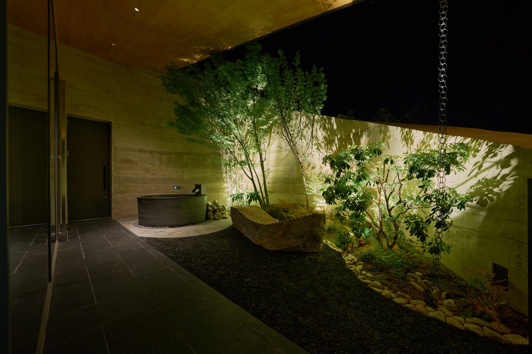NOT A HOTEL SETOUCHIの内部