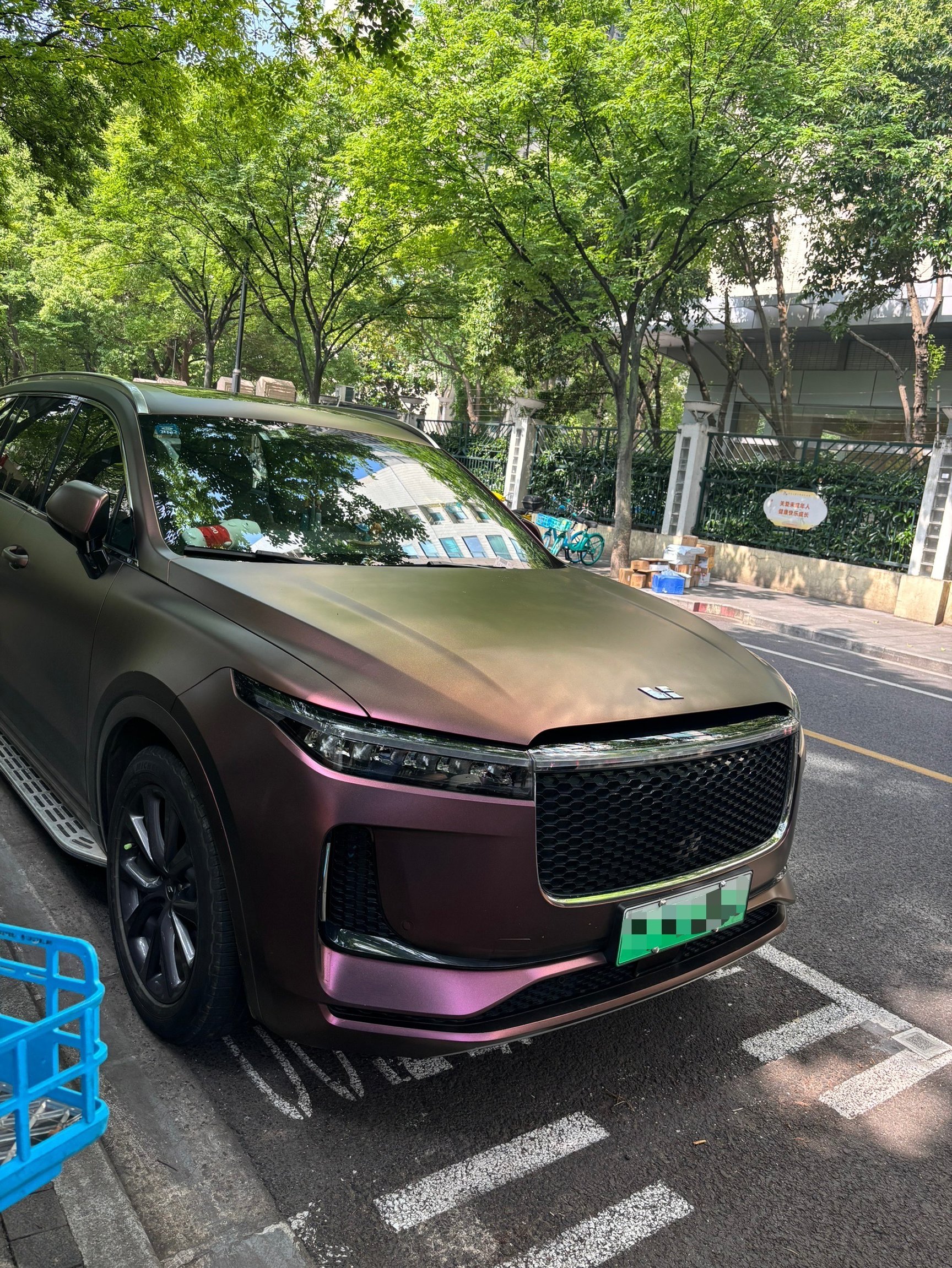 Li Autoの車画像