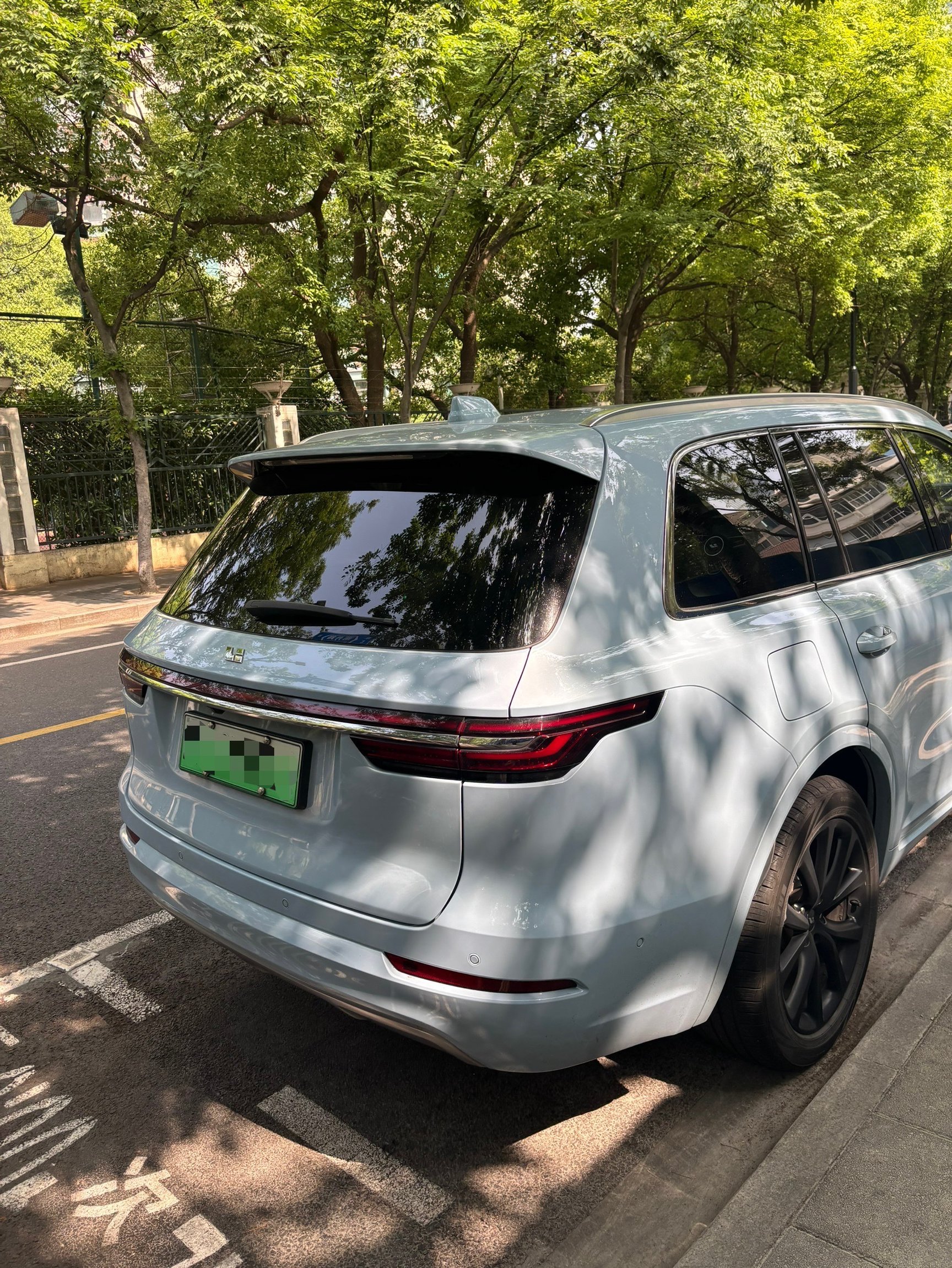 Li Autoの車画像
