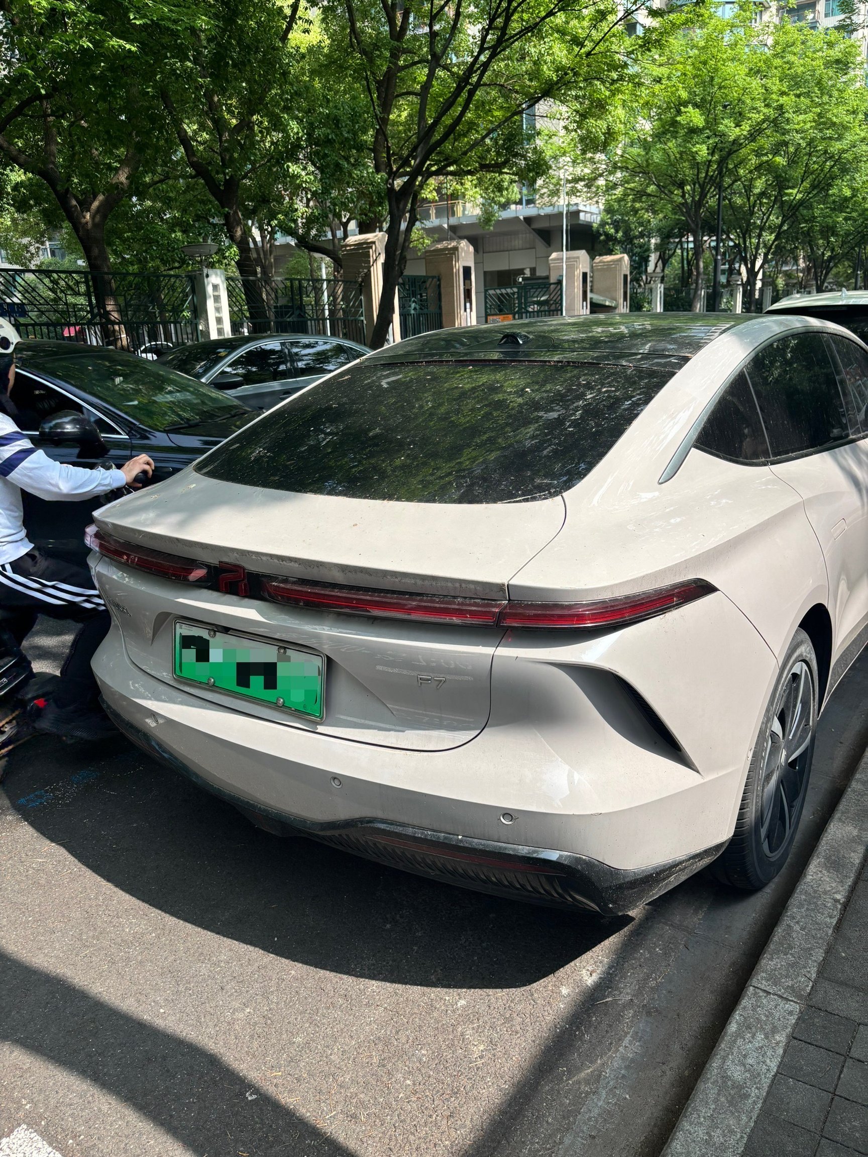 Rising Autoの車画像