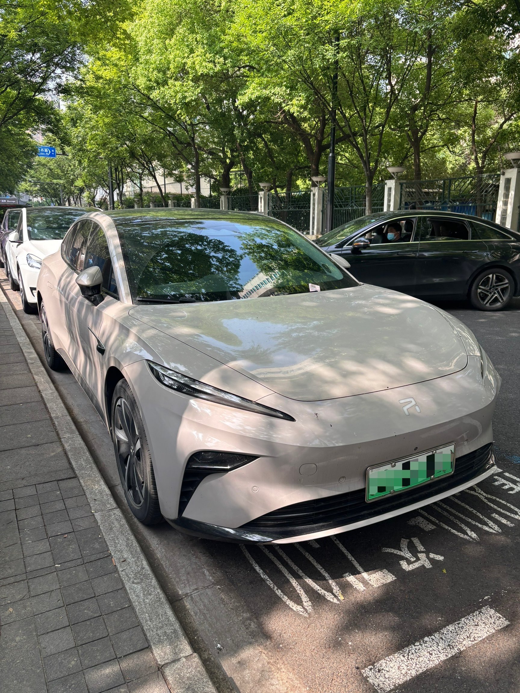 Rising Autoの車画像