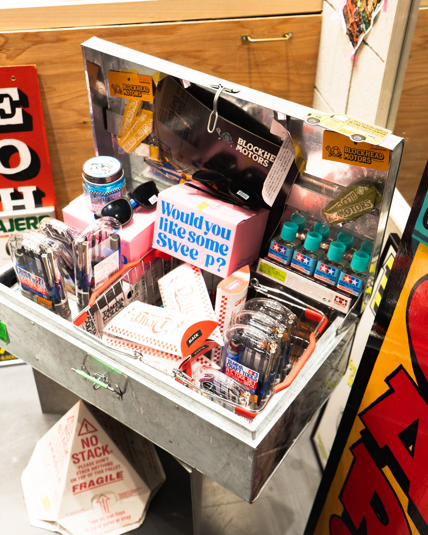 渋谷パルコ5階の「ブロックヘッドモータース」店頭画像