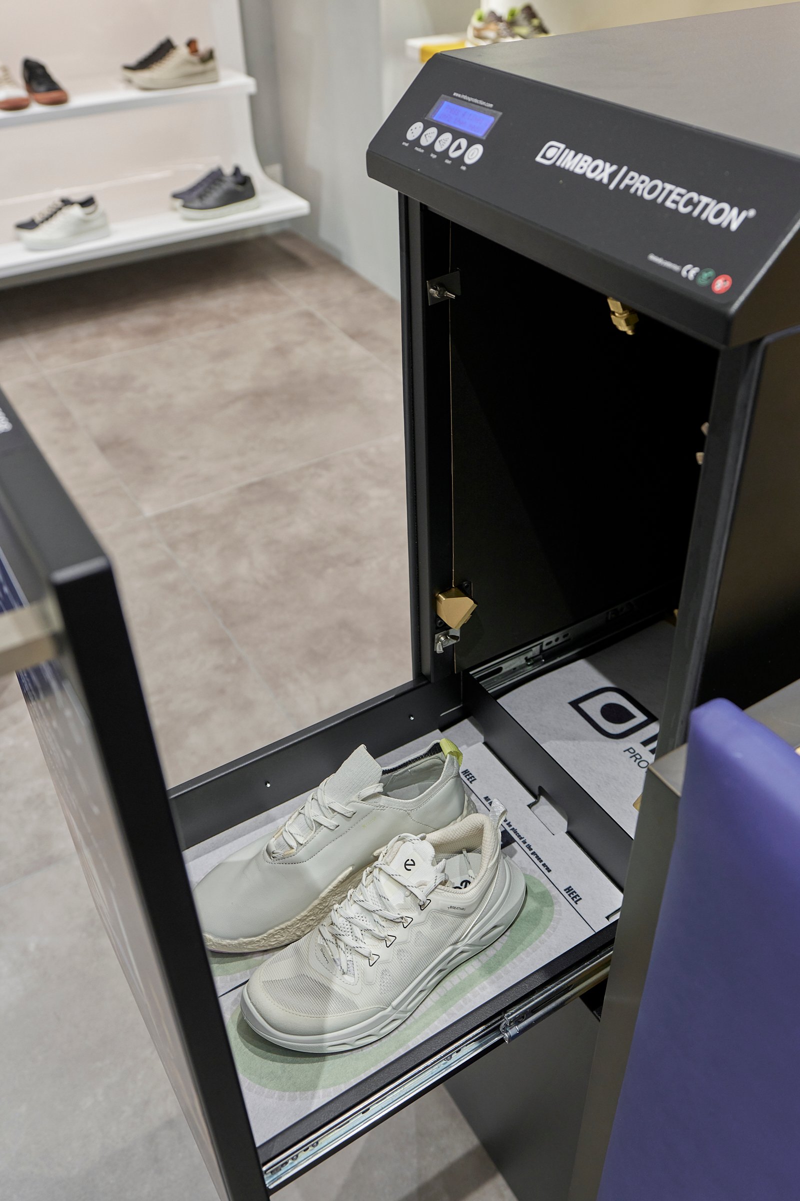 「エコー(ECCO)」