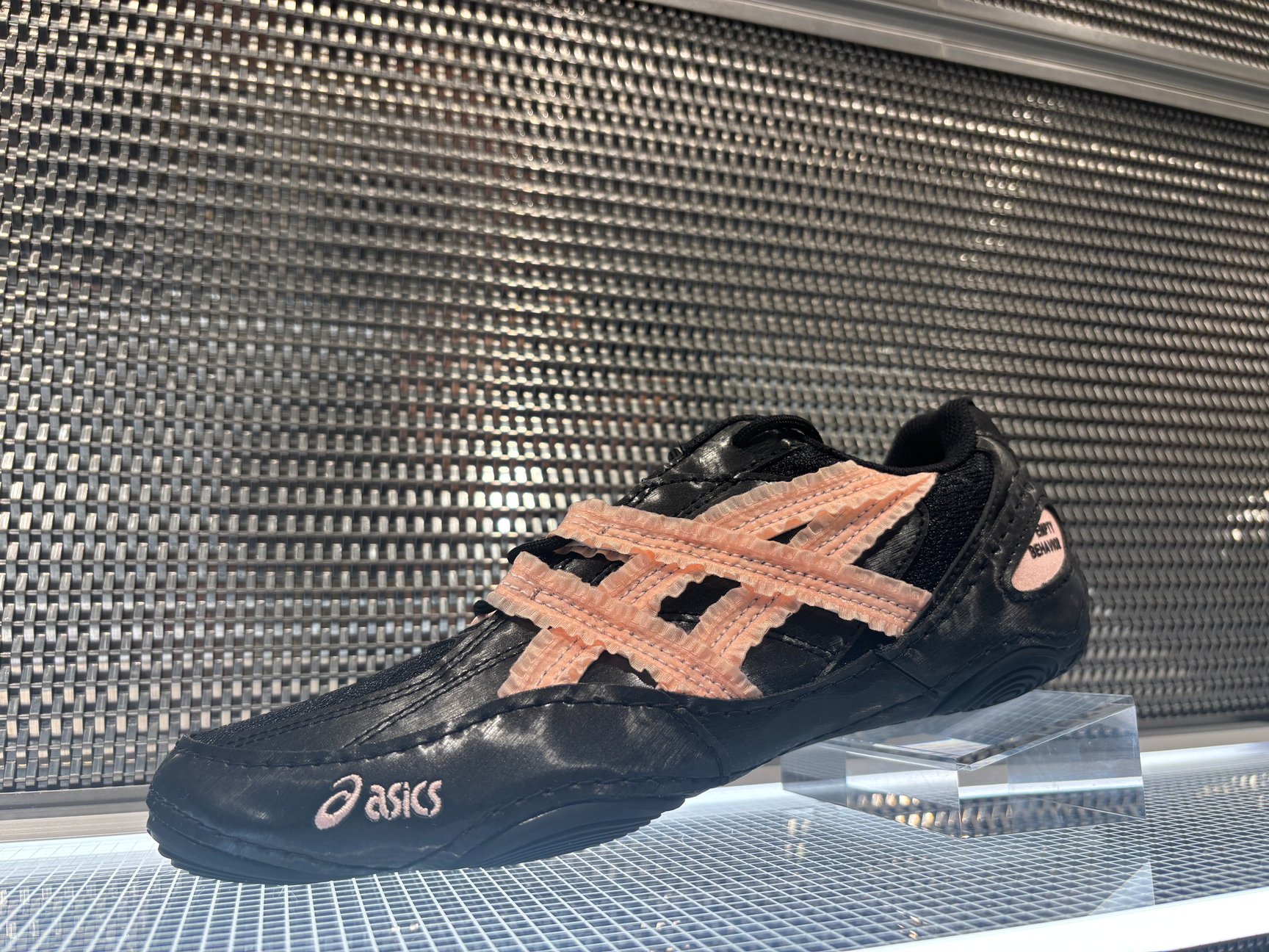 ��ASICS FLAGSHIP SHINJUKU���ε��n���Q