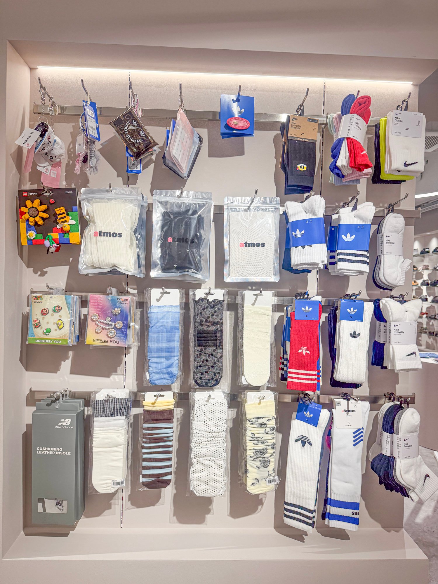 アトモスピンクの店内