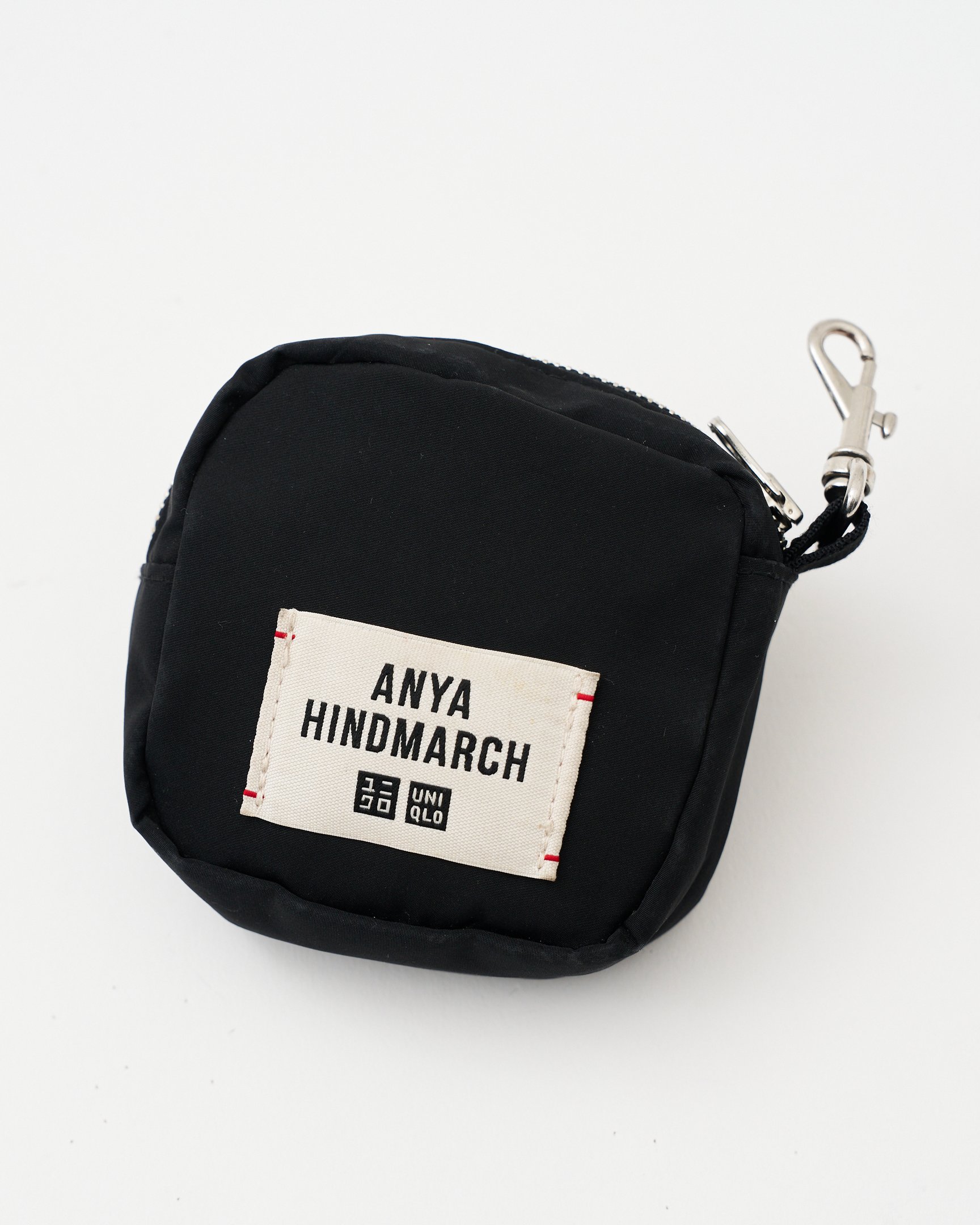 UNIQLO × ANYA HINDMARCHのタグ