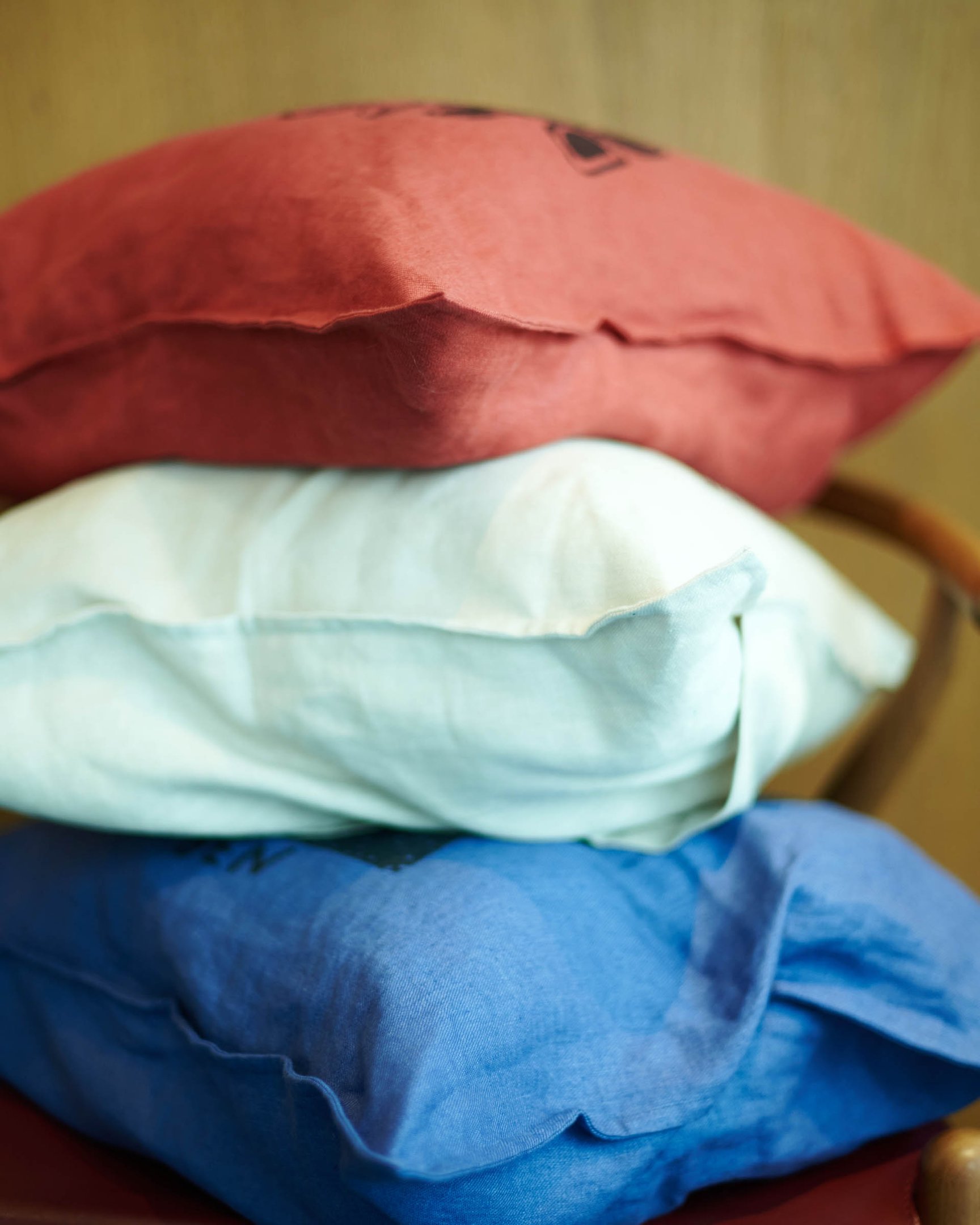 Cushion cover 各8800円