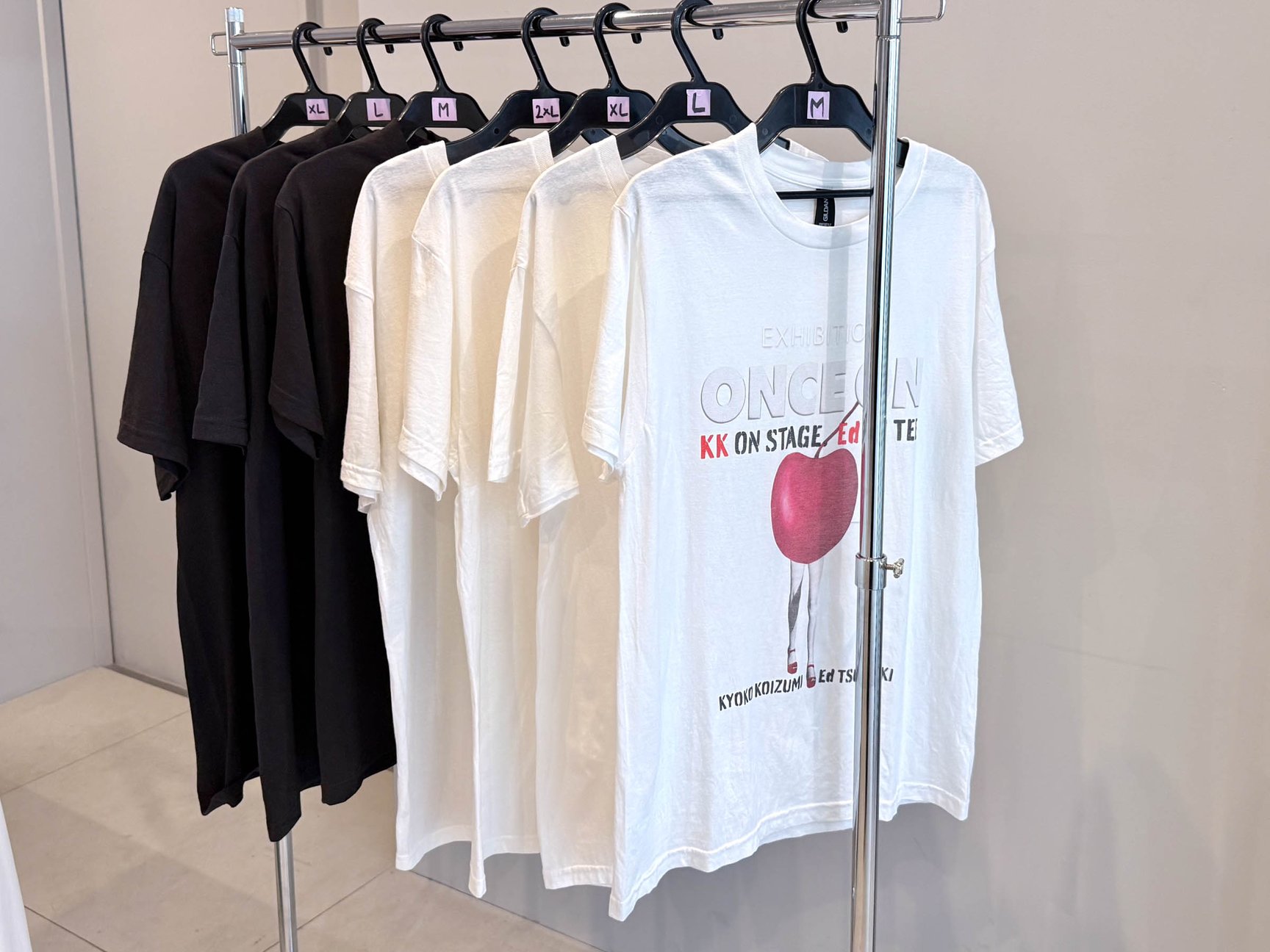 同展限定のオリジナルTシャツ