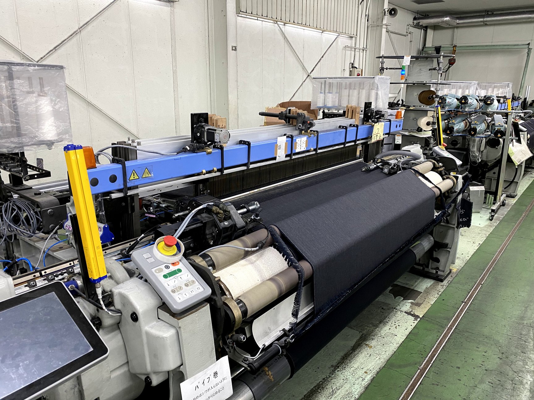 イタリア製の織機「イテマ」