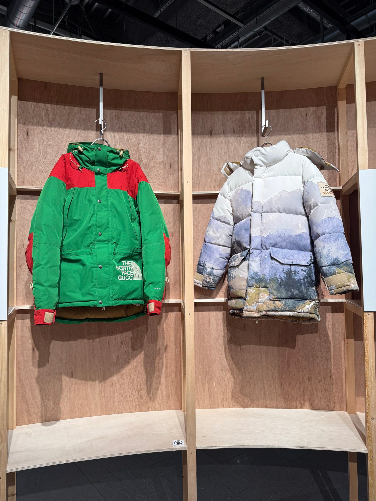 ザ・ノース・フェイスの展示