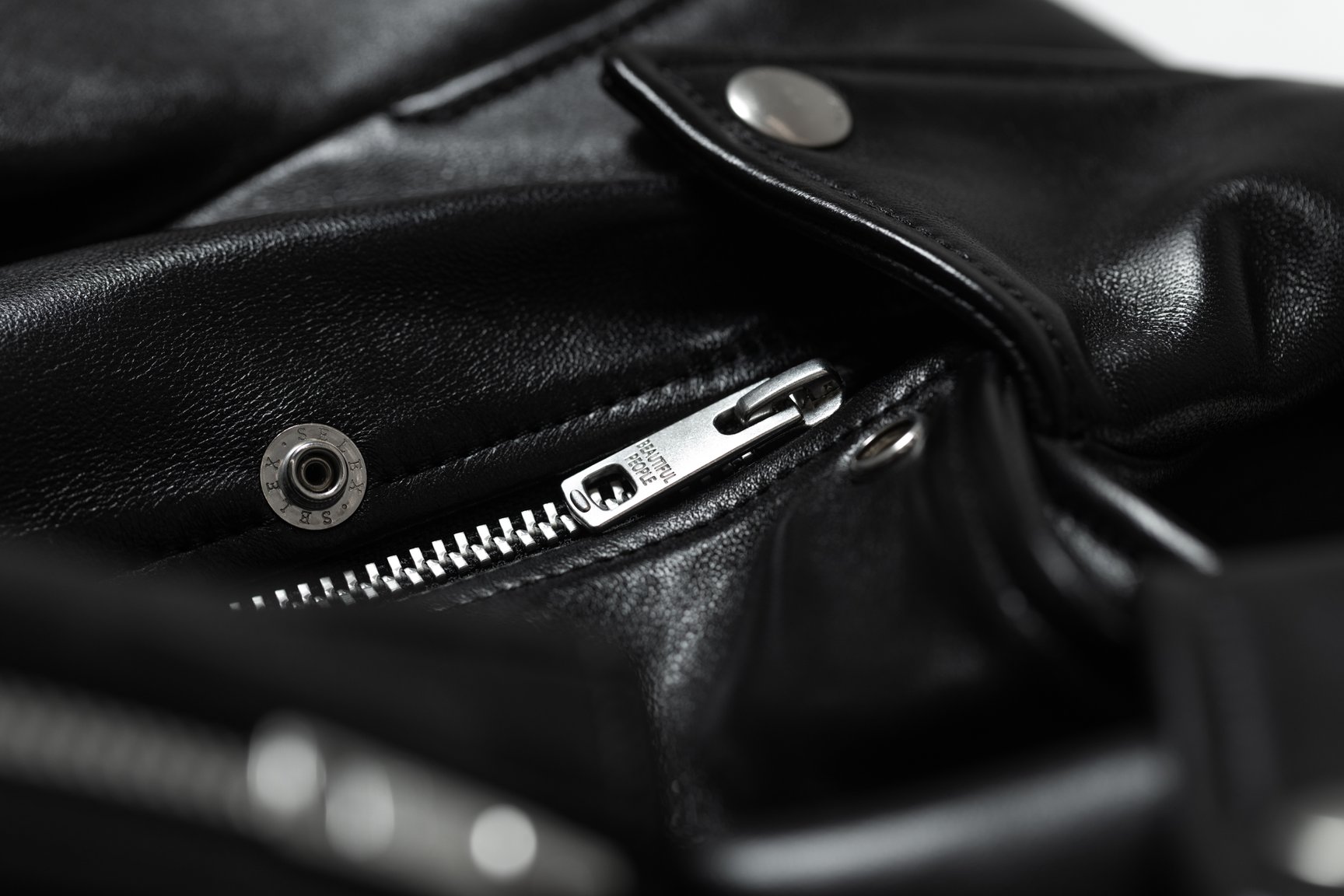 「ビューティフルピープル」ライダースジャケット