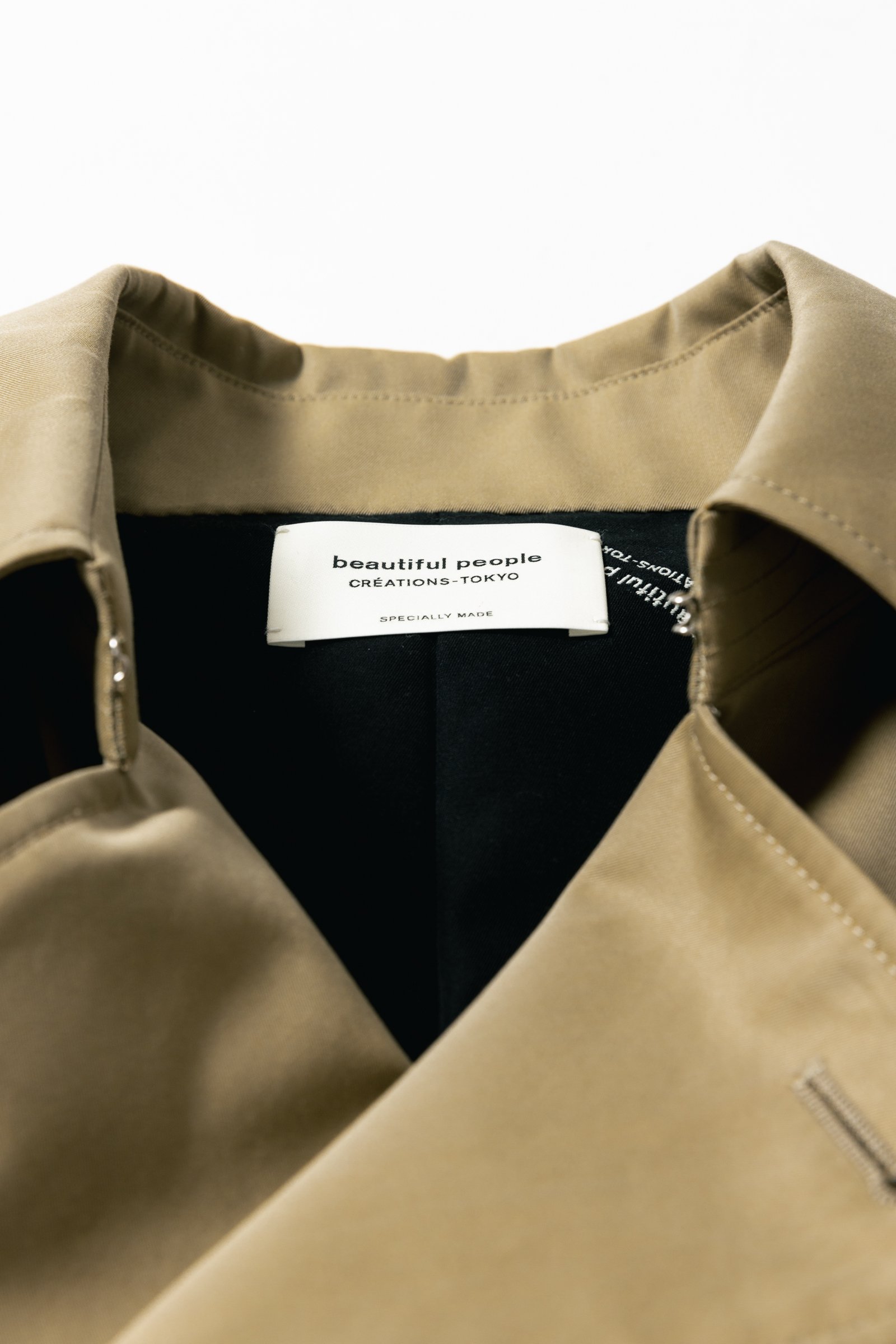 「ビューティフルピープル」トレンチコート