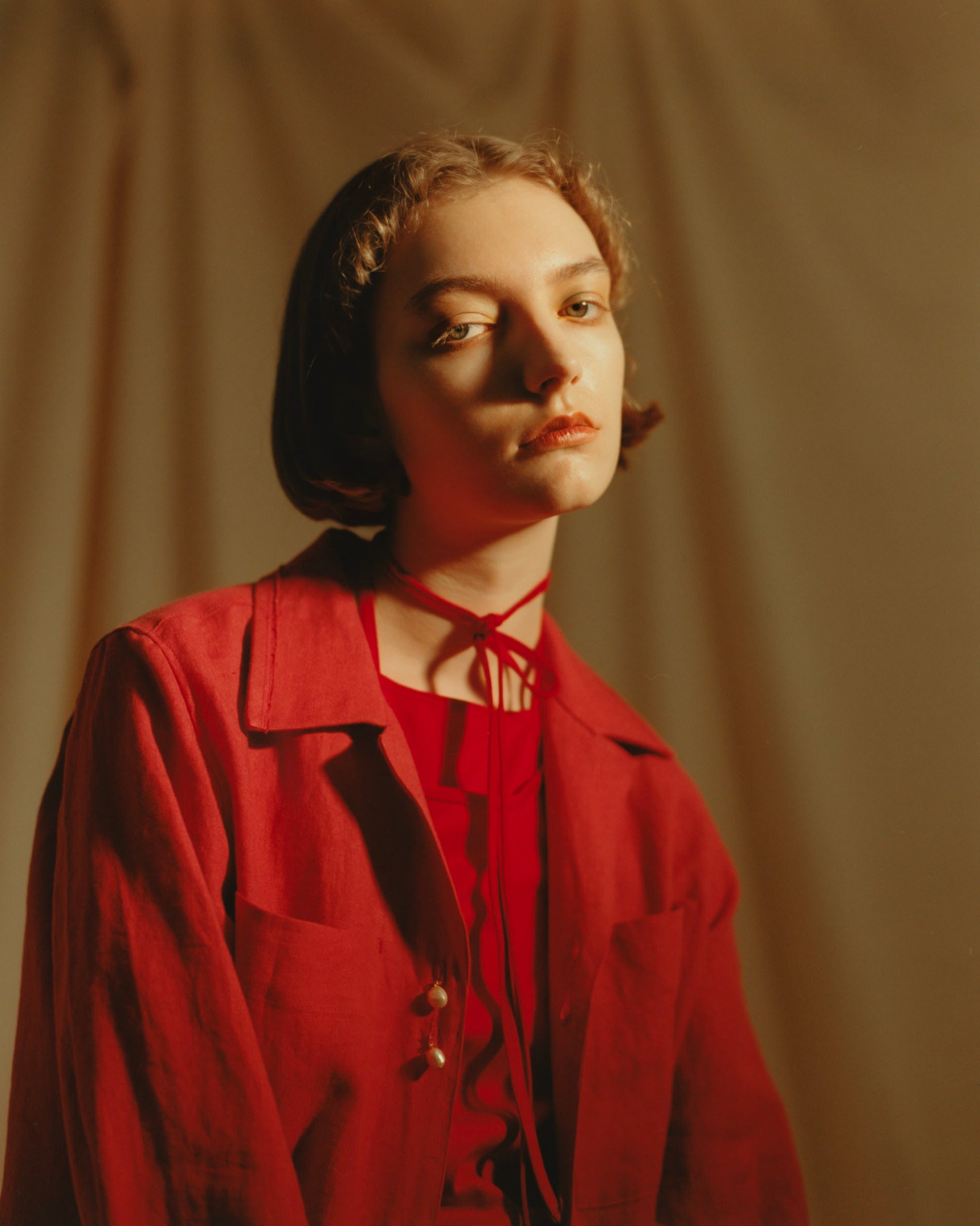 コトナ ホルダーネックティー