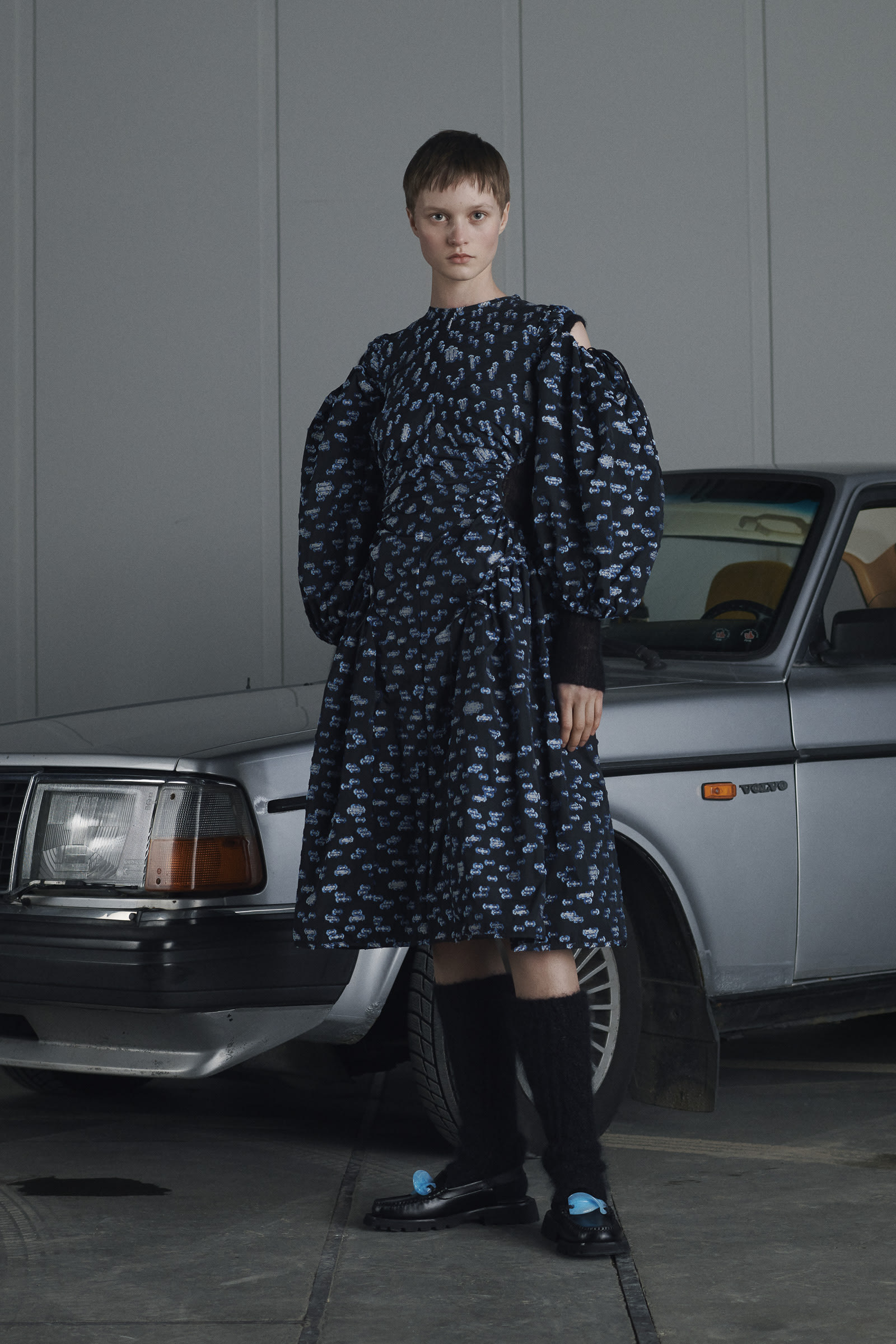 「セシリー バンセン」2021年秋冬のコレクション