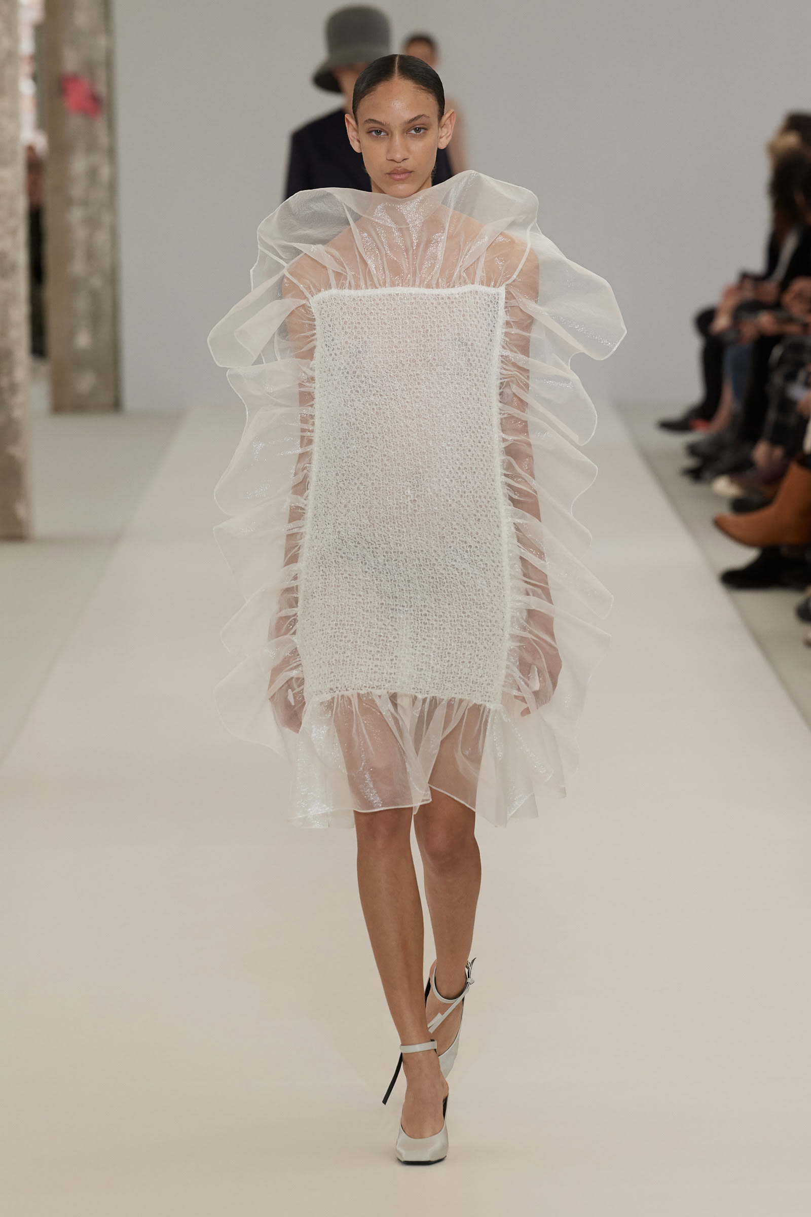 「NINA RICCI 」2019-20秋冬コレクション