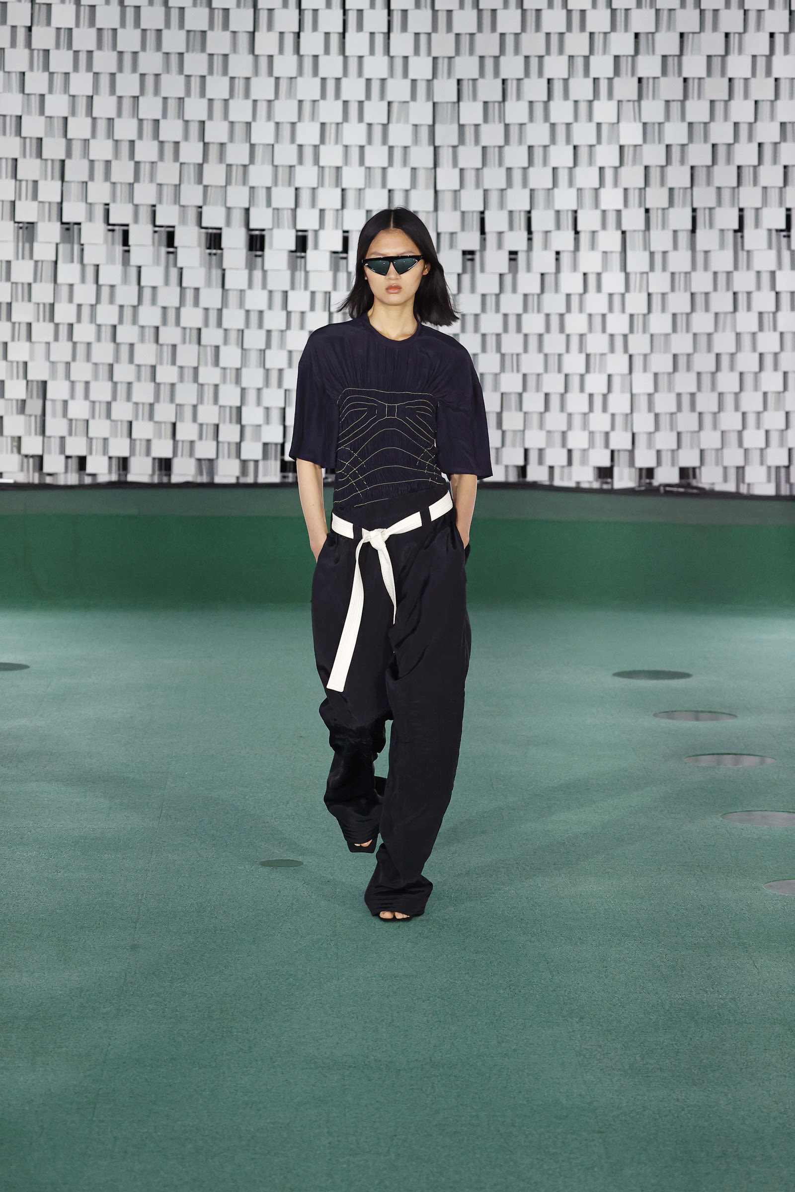 STELLA McCARTNEY 2022SS パリコレクション
