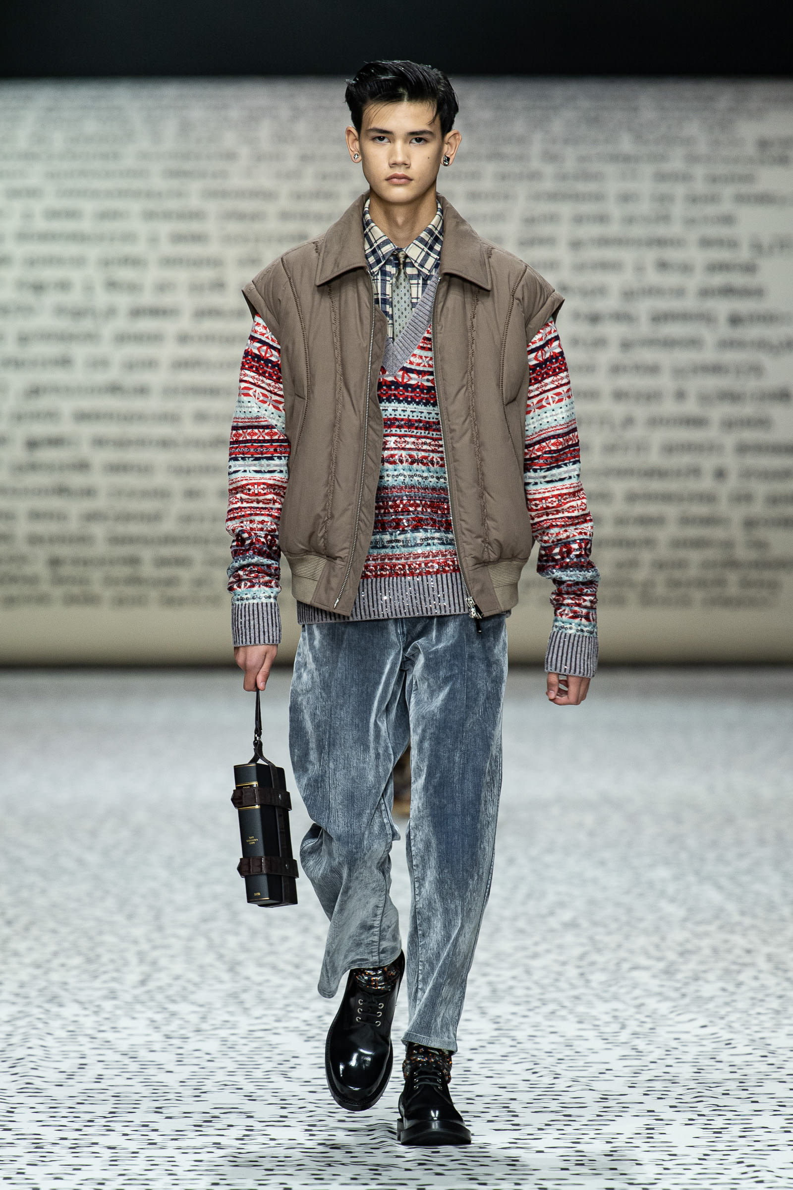 「ディオール(DIOR)」フォール2022メンズコレクション