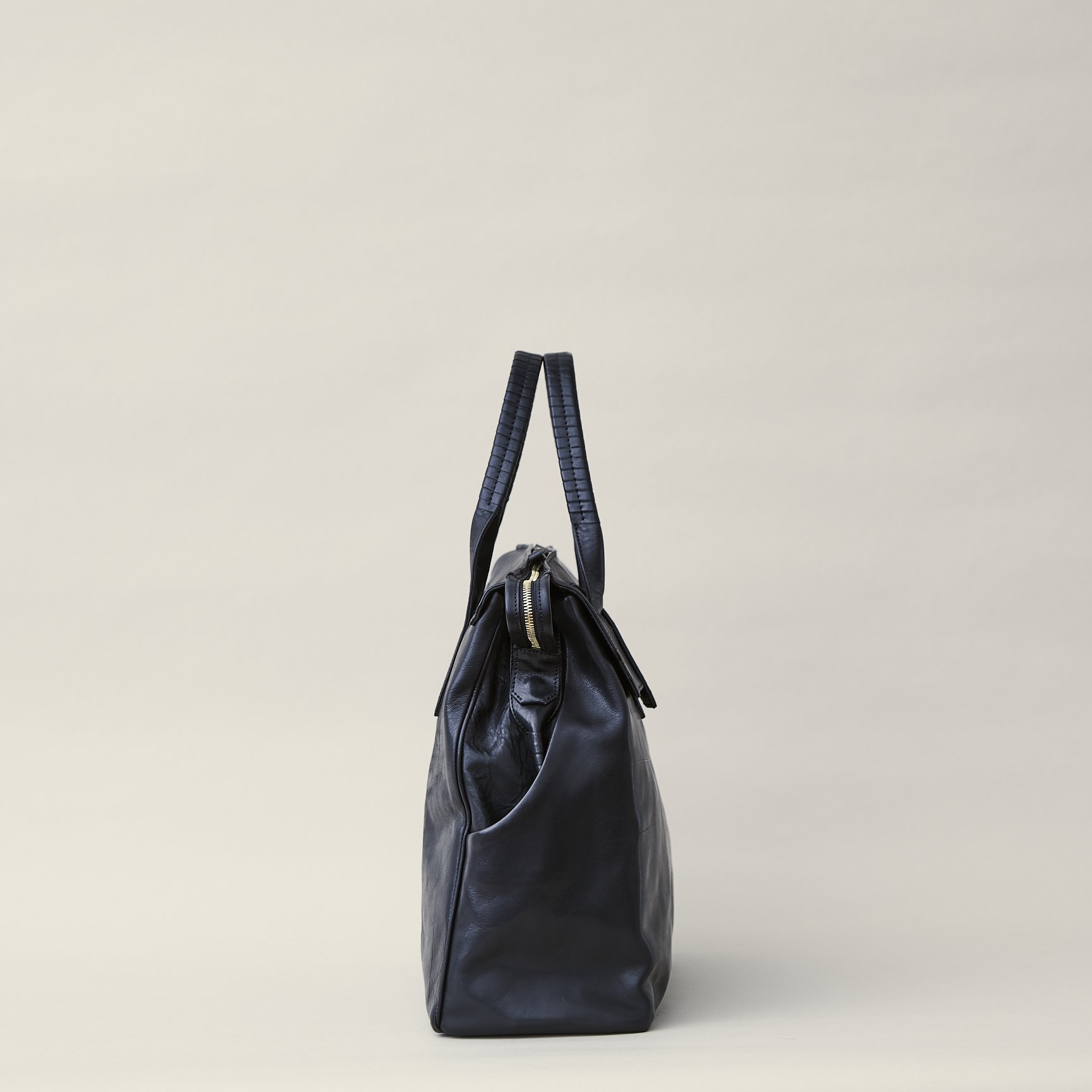 ボストンバッグ「key hole boston」