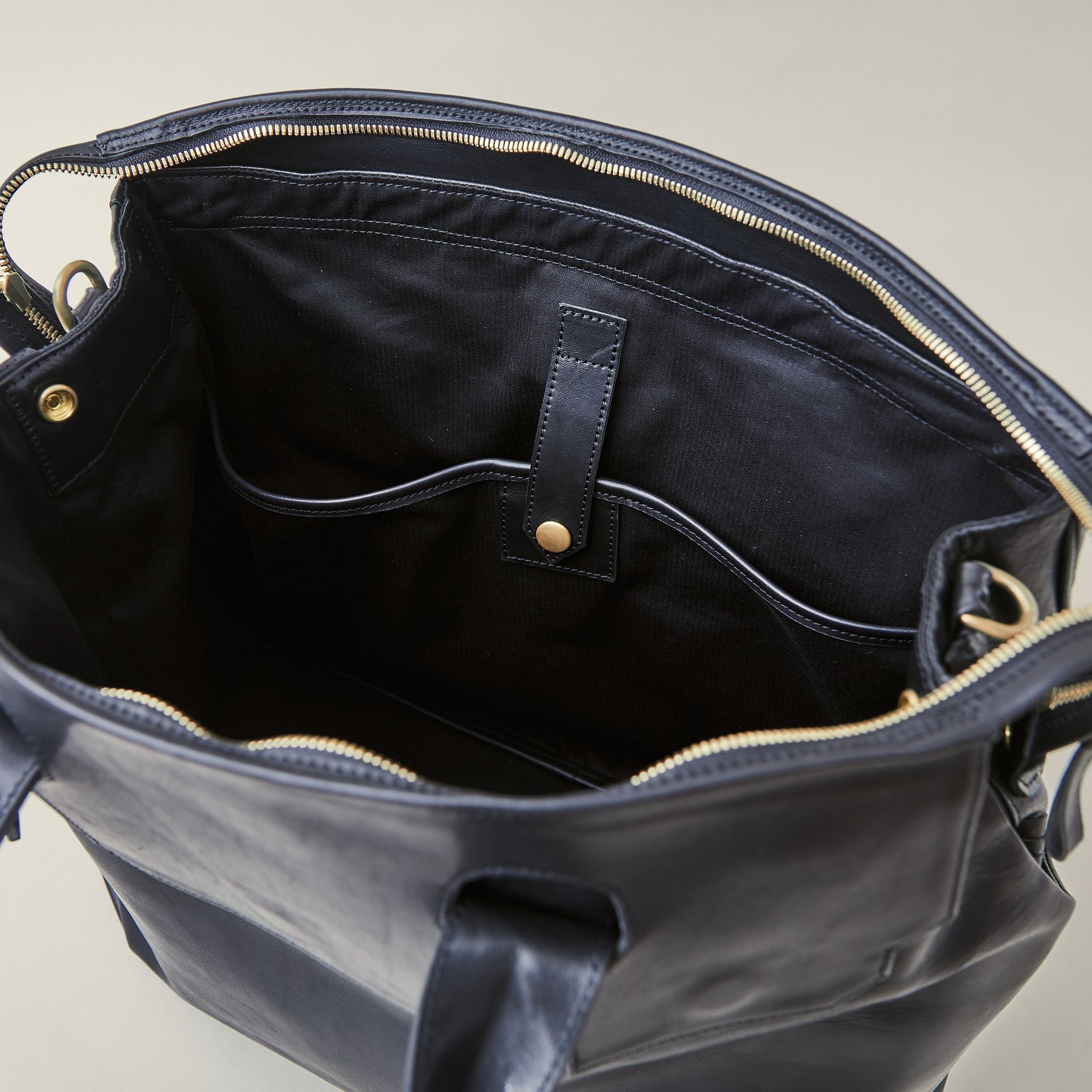 ボストンバッグ「key hole boston」