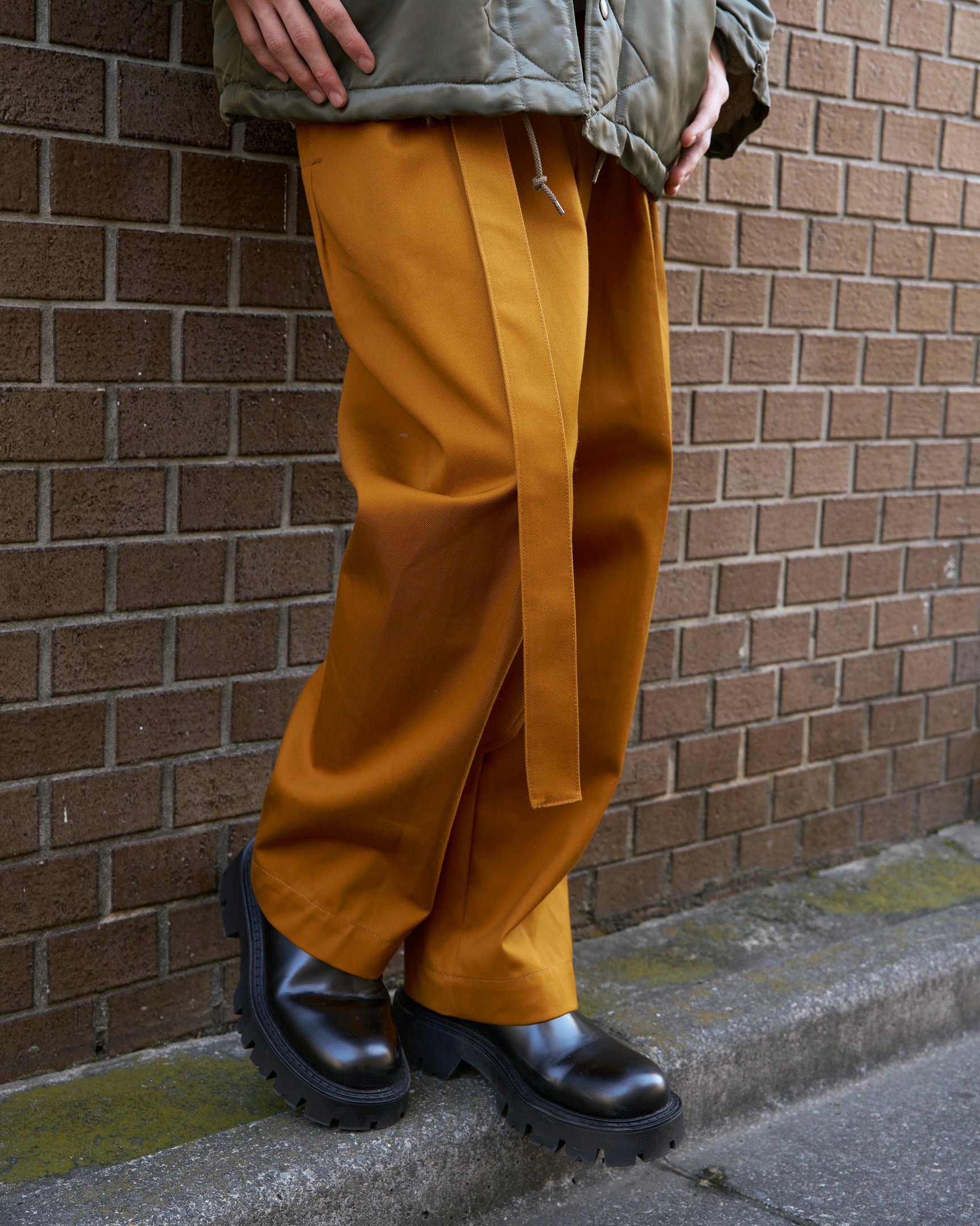 シーオールのマンチェスターパンツ