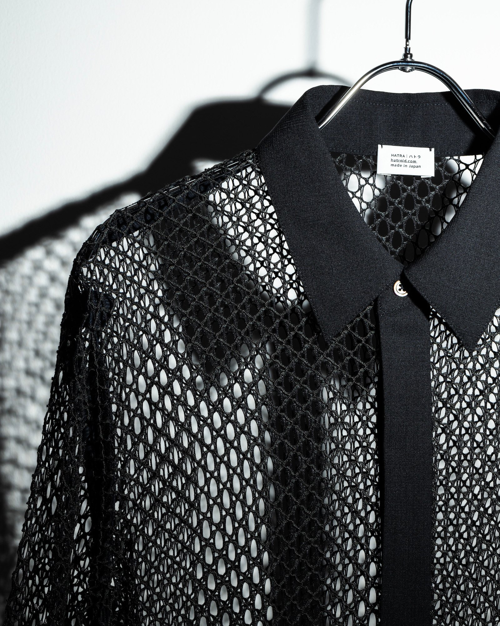 ハトラのレースシャツ