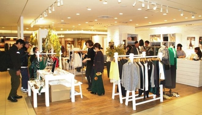集英社のec フラッグショップ 新宿ルミネに半年間の実店舗オープン