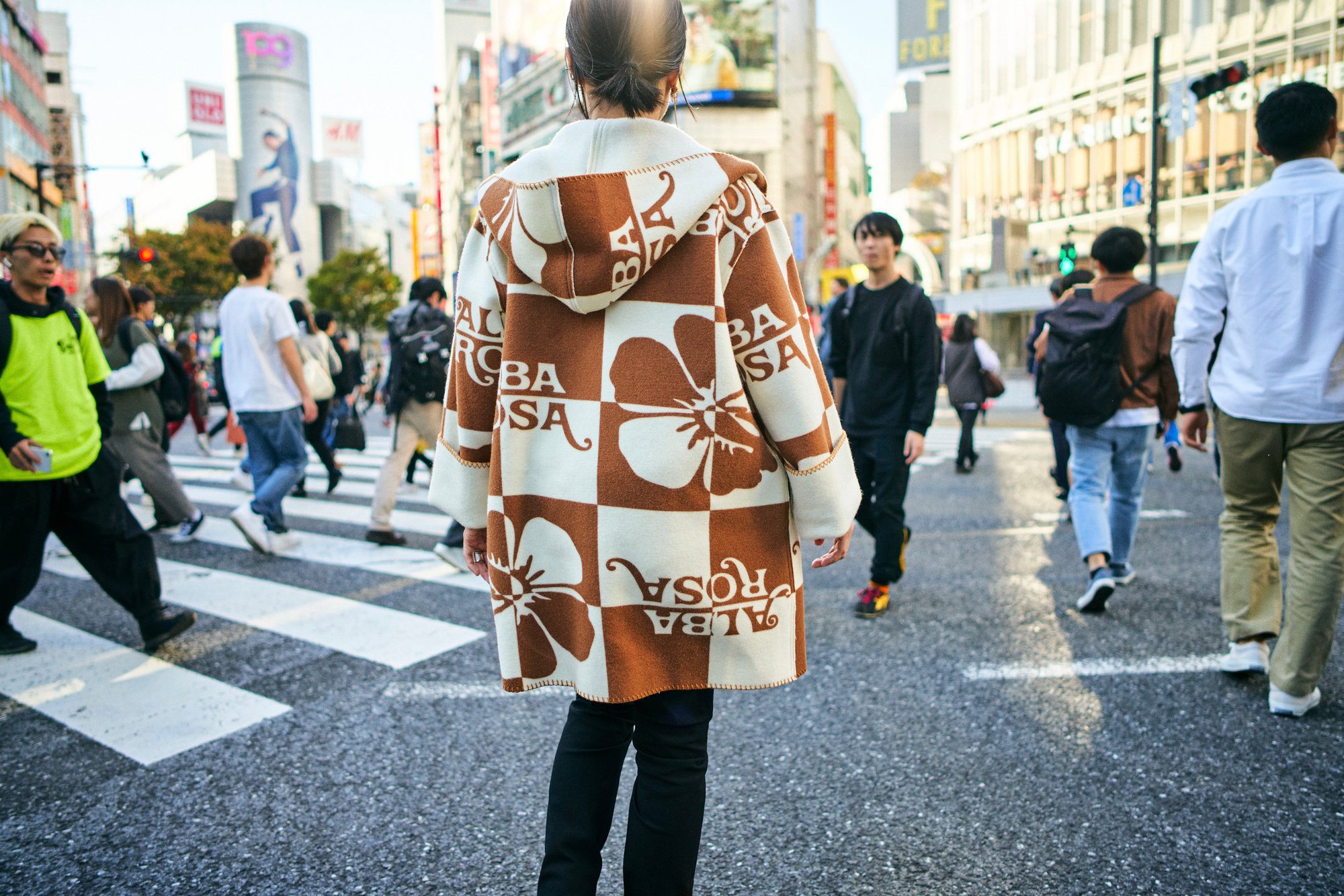 ラッピング ※ アルバローザ ハイビスカス ロゴ バンダナ ハンカチ