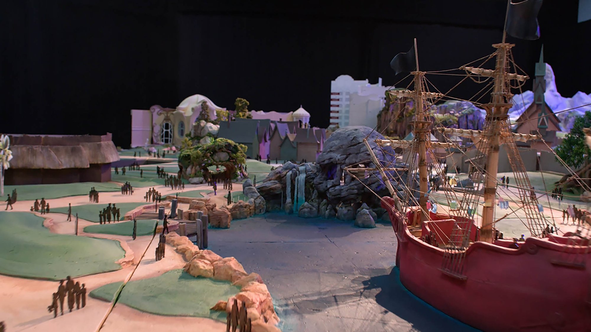 東京ディズニーシー アナ雪やラプンツェルなど拡張エリアの模型公開