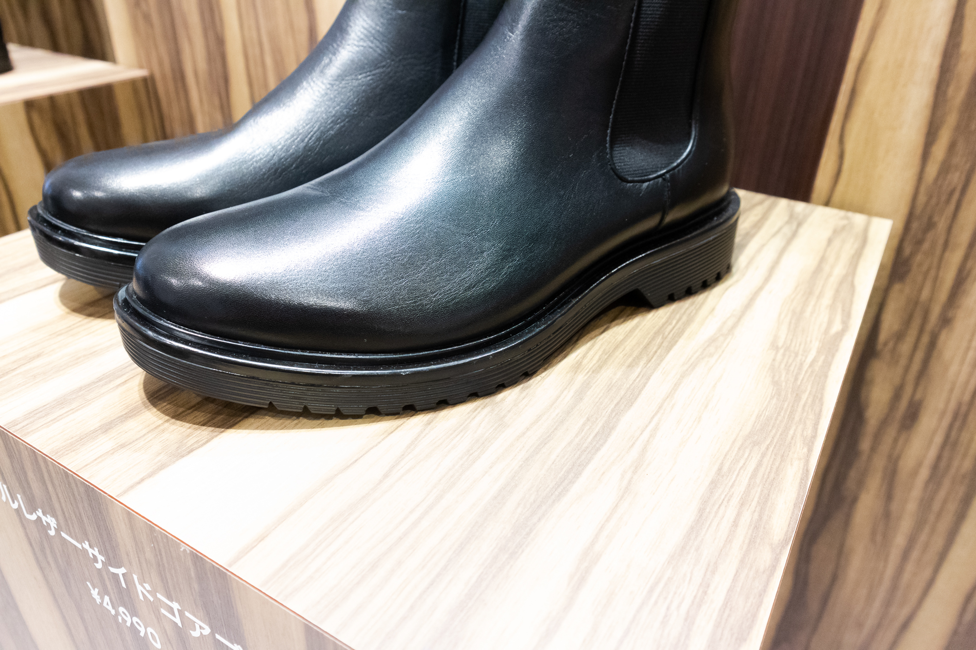 Guが本革シューズ全7型を公開 5000円以下でローファーやブーツを販売開始