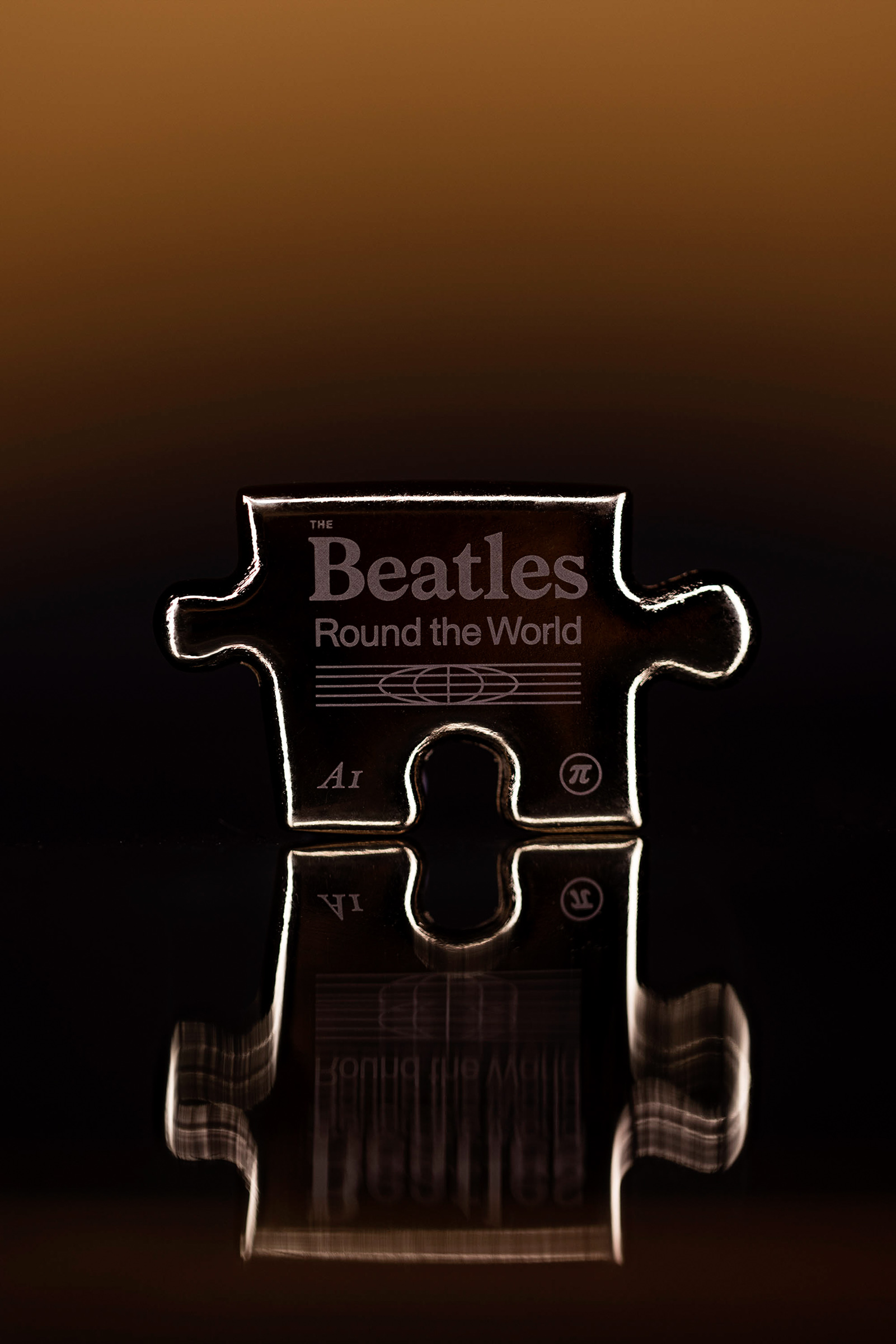 ビートルズのパズルオブジェが世界200セット限定発売、ディスコグラフィーの印字も