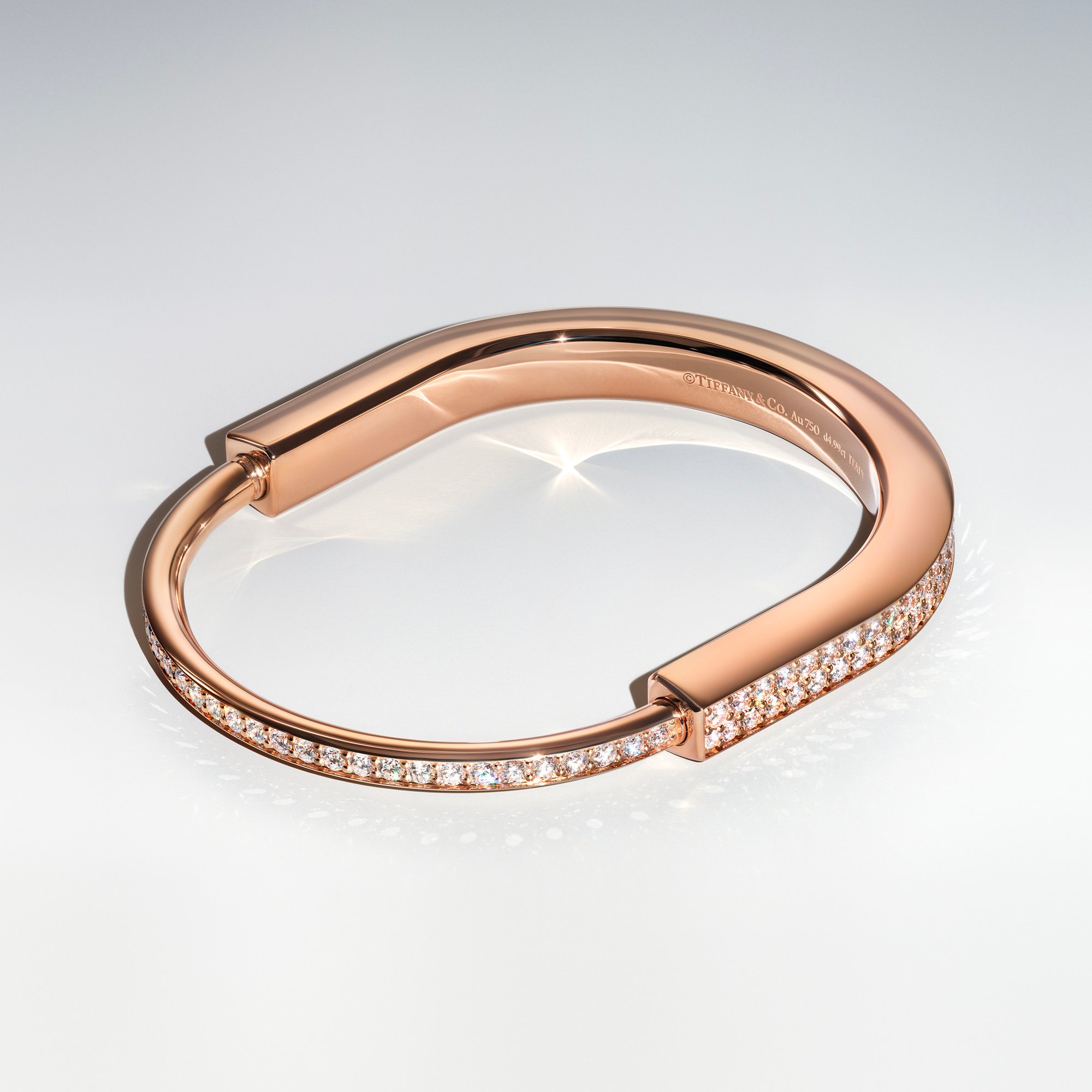 ティファニーが新作ジュエリー「Tiffany Lock」を発表
