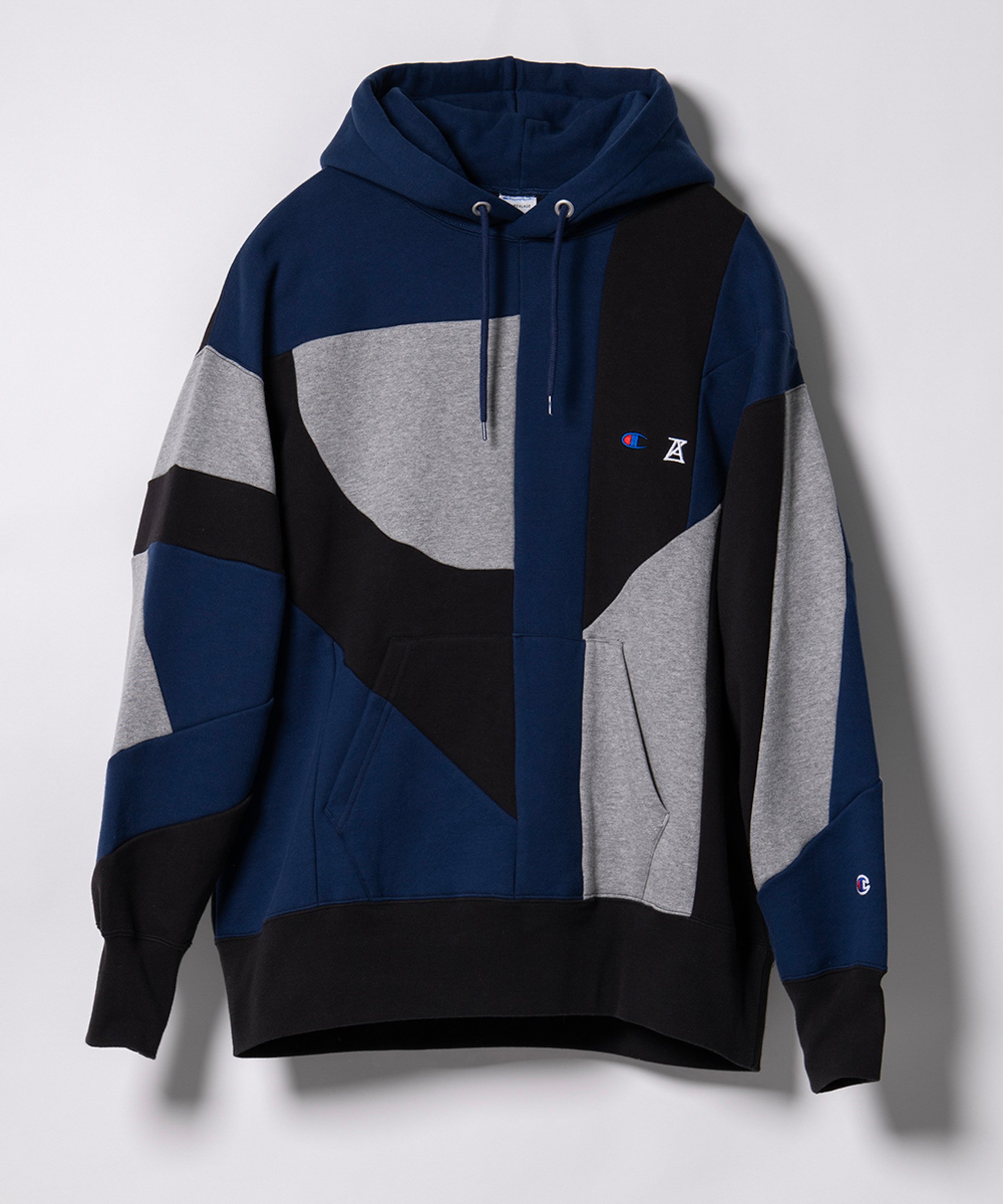 新品 Champion チャンピオン x アンリアレイジ コラボパーカー-