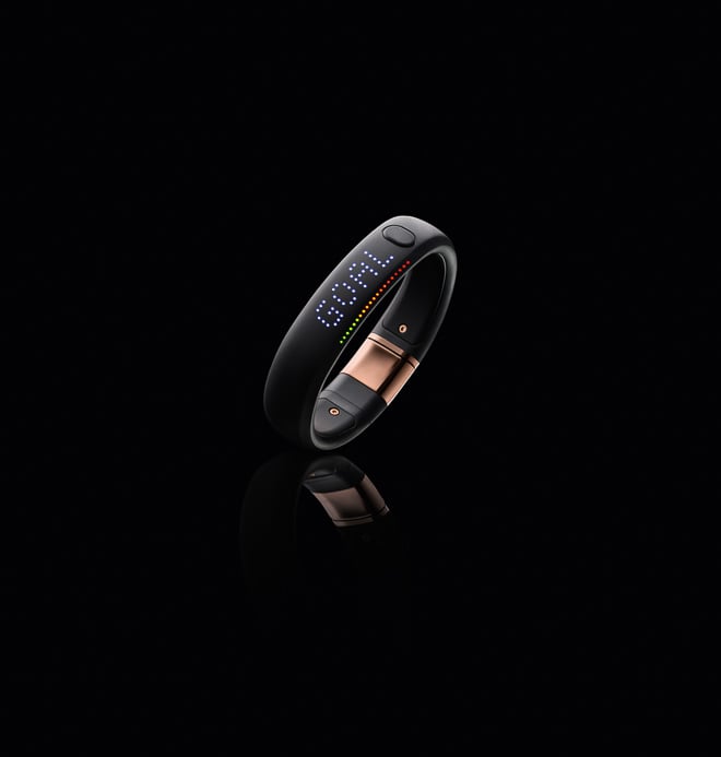 リストバンド型デバイス Nike Fuelband Se 高級時計にヒントを得たローズゴールド追加